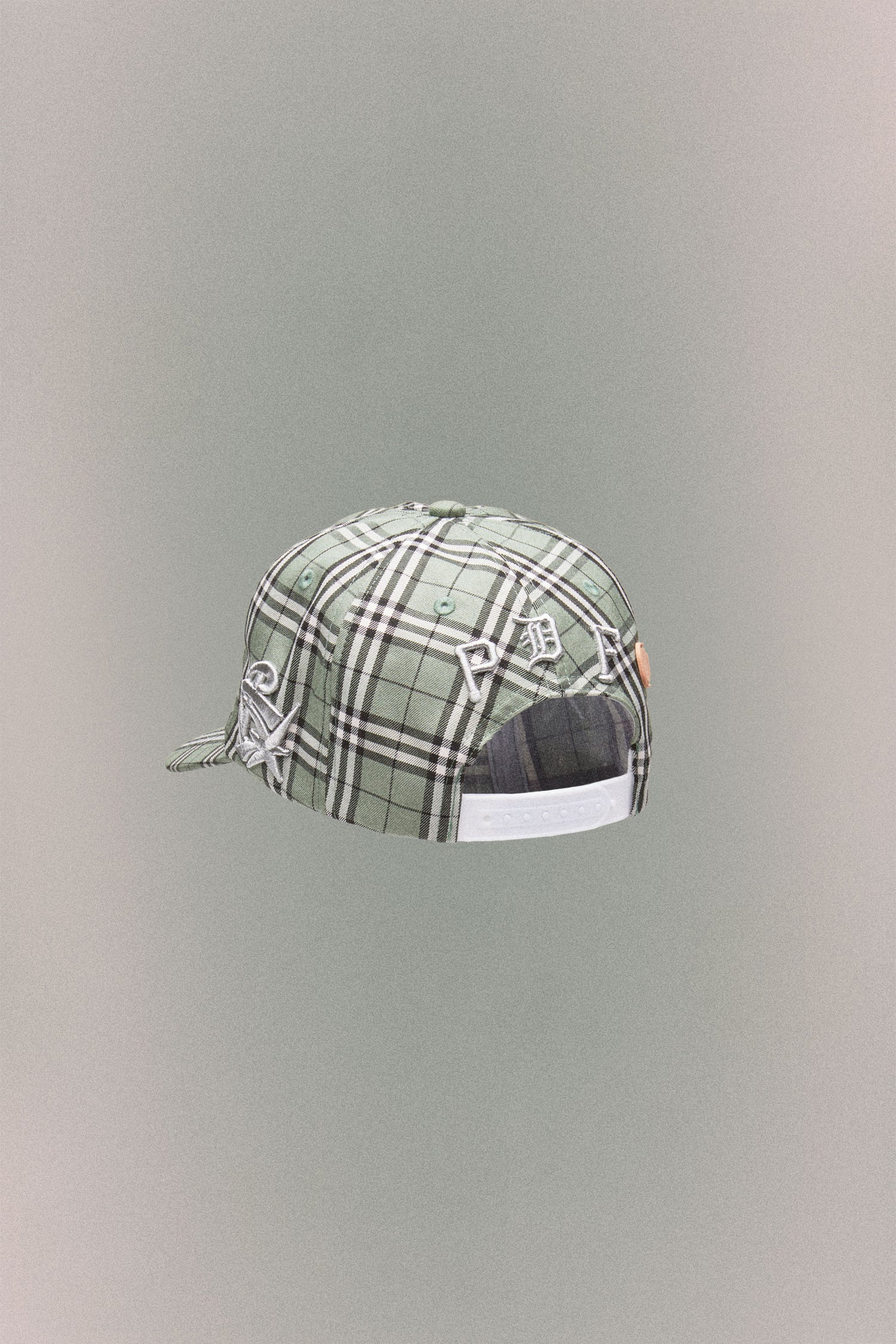 BASEBALL CAP CHECK // GREEN