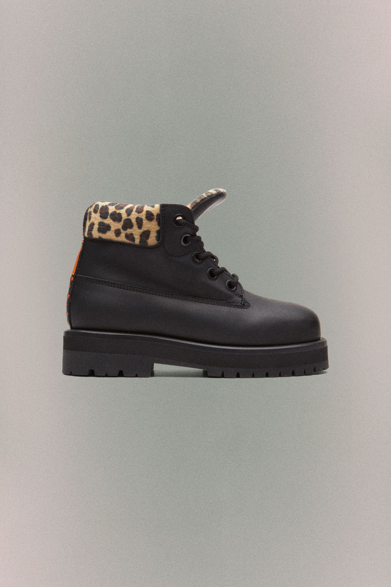 STRADA LOW CHEETAH // BLACK