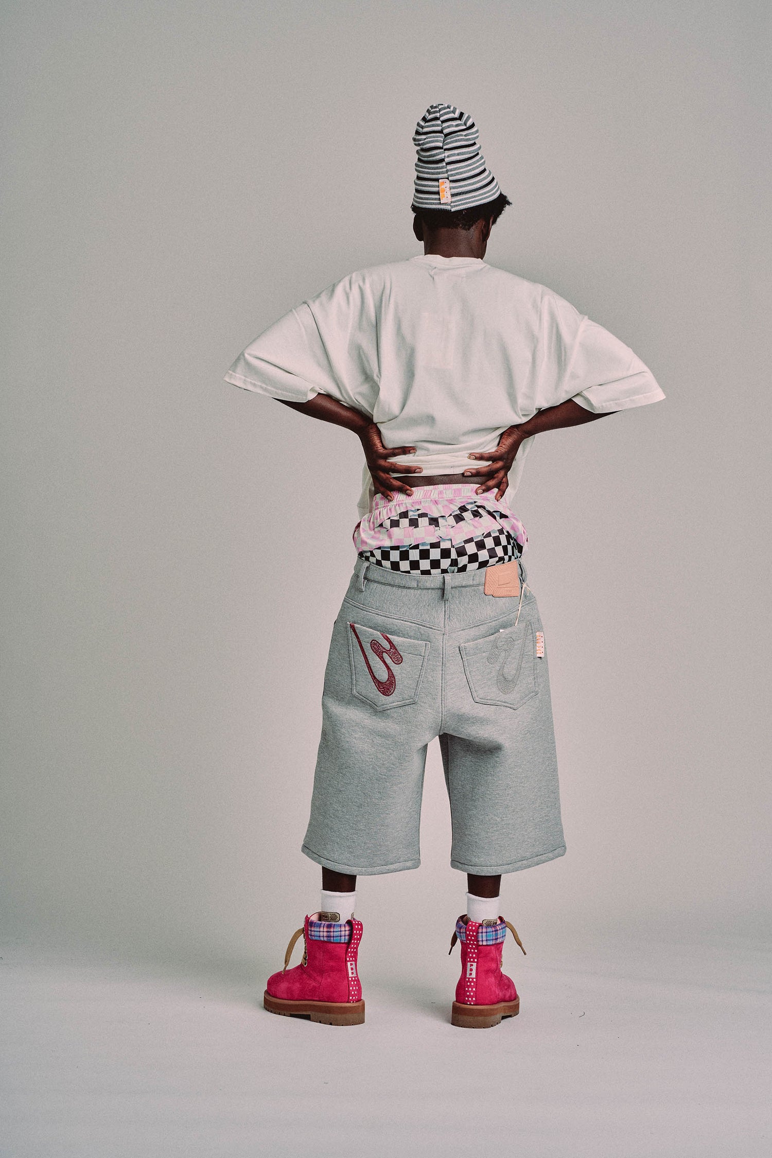 LOUNGE SHORT // GREY