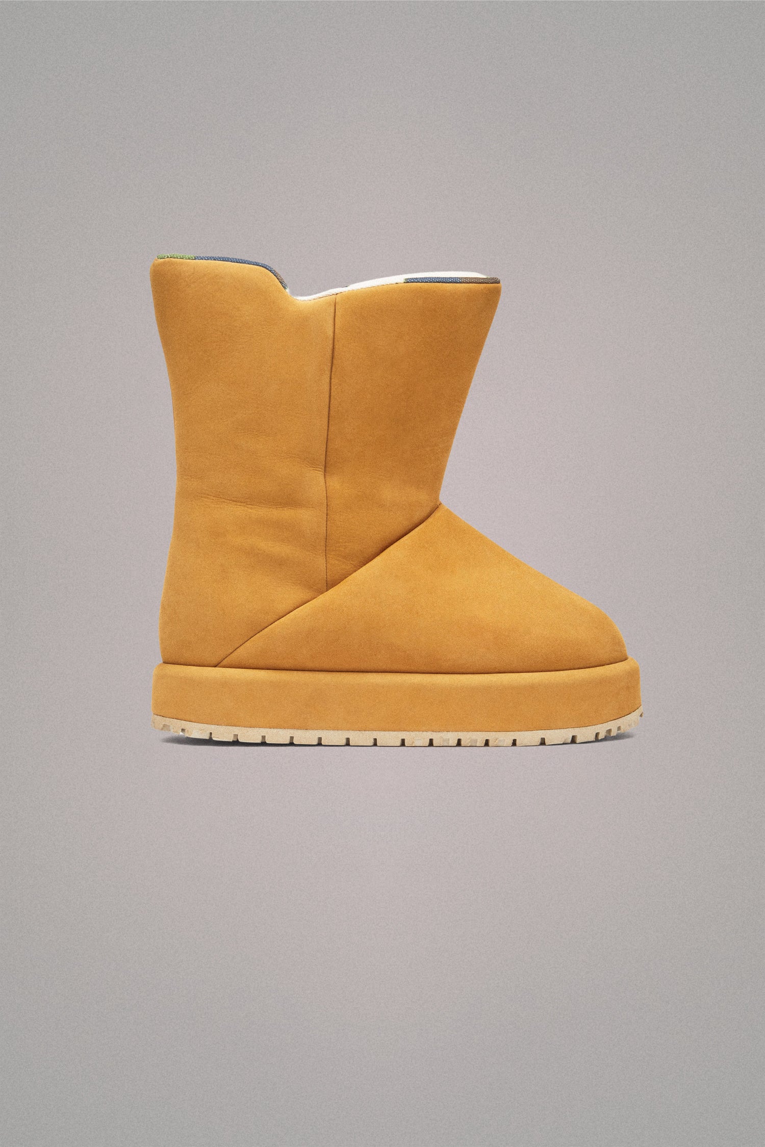 NEVE NABUK BOOTS // SAND