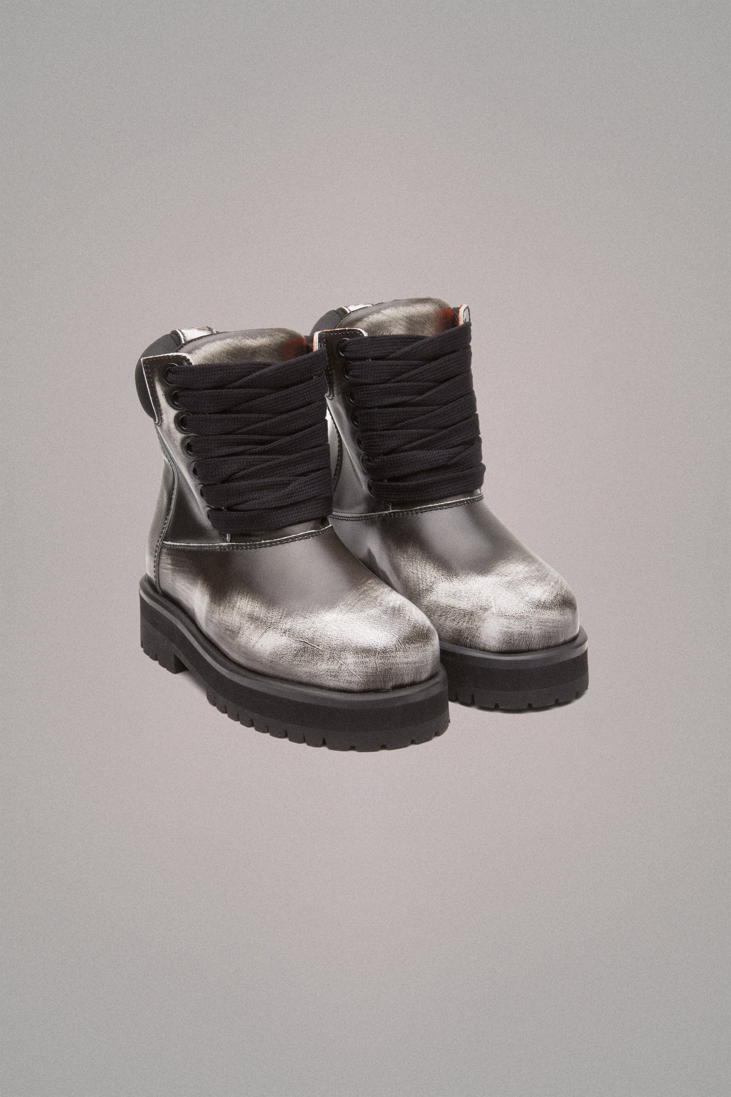 STRADA G BRUSHED BOOTS // BLACK