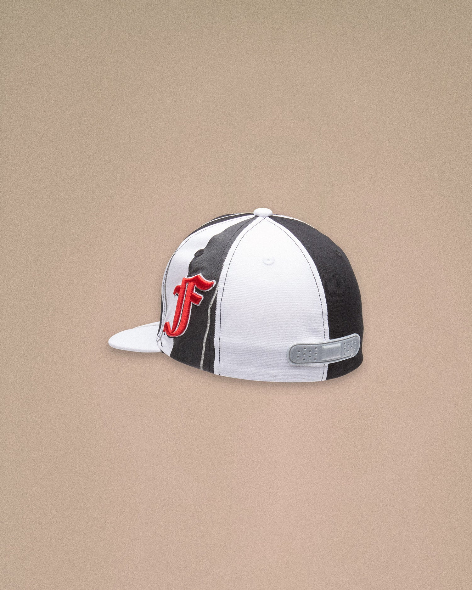 TROFEO HAT // BLACK WHITE