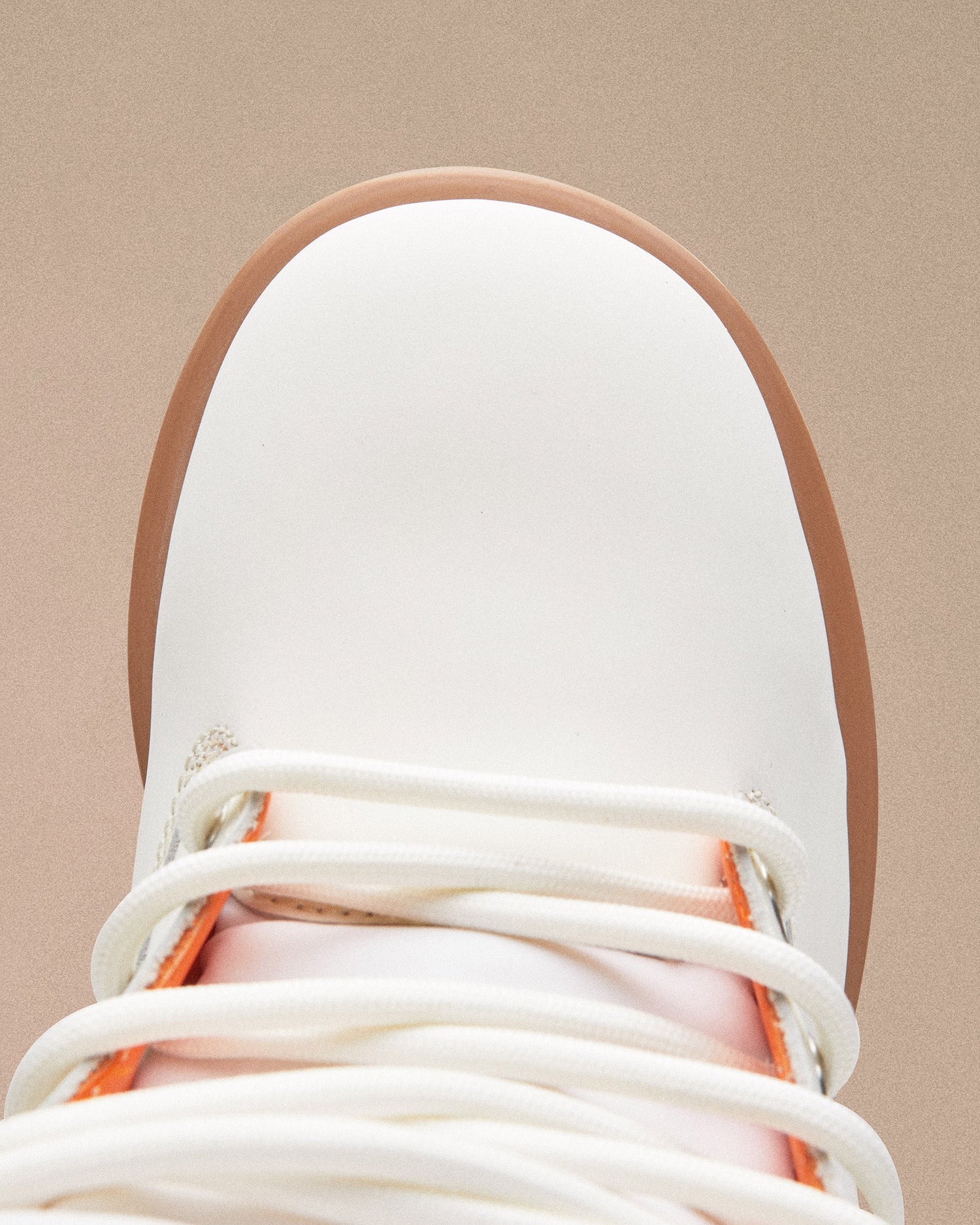 STRADA // WHITE