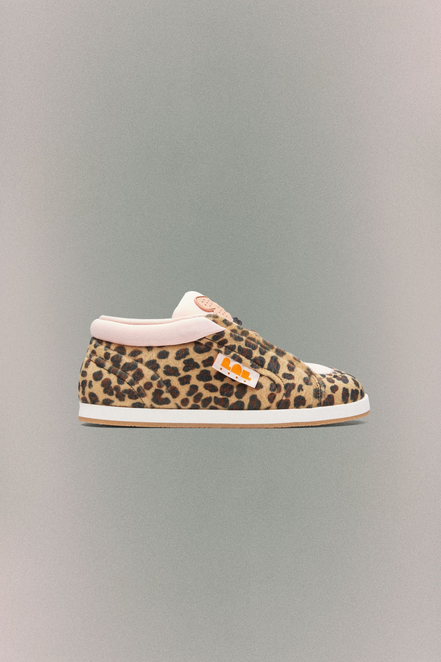 SK8 PONY // PINK PONY