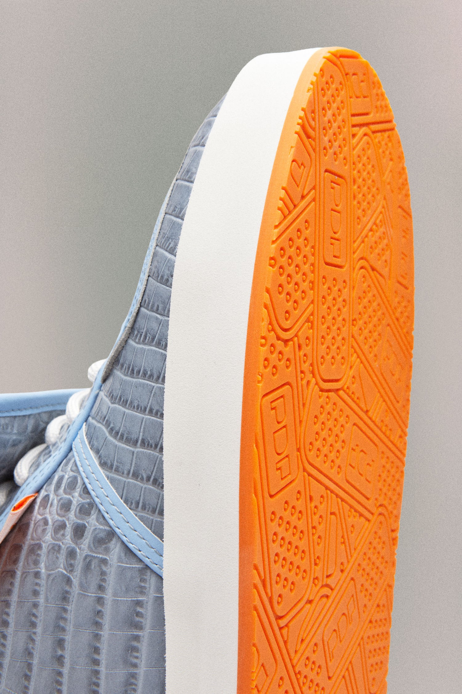 PDF STELLA HIGH CROC // BABY BLUE