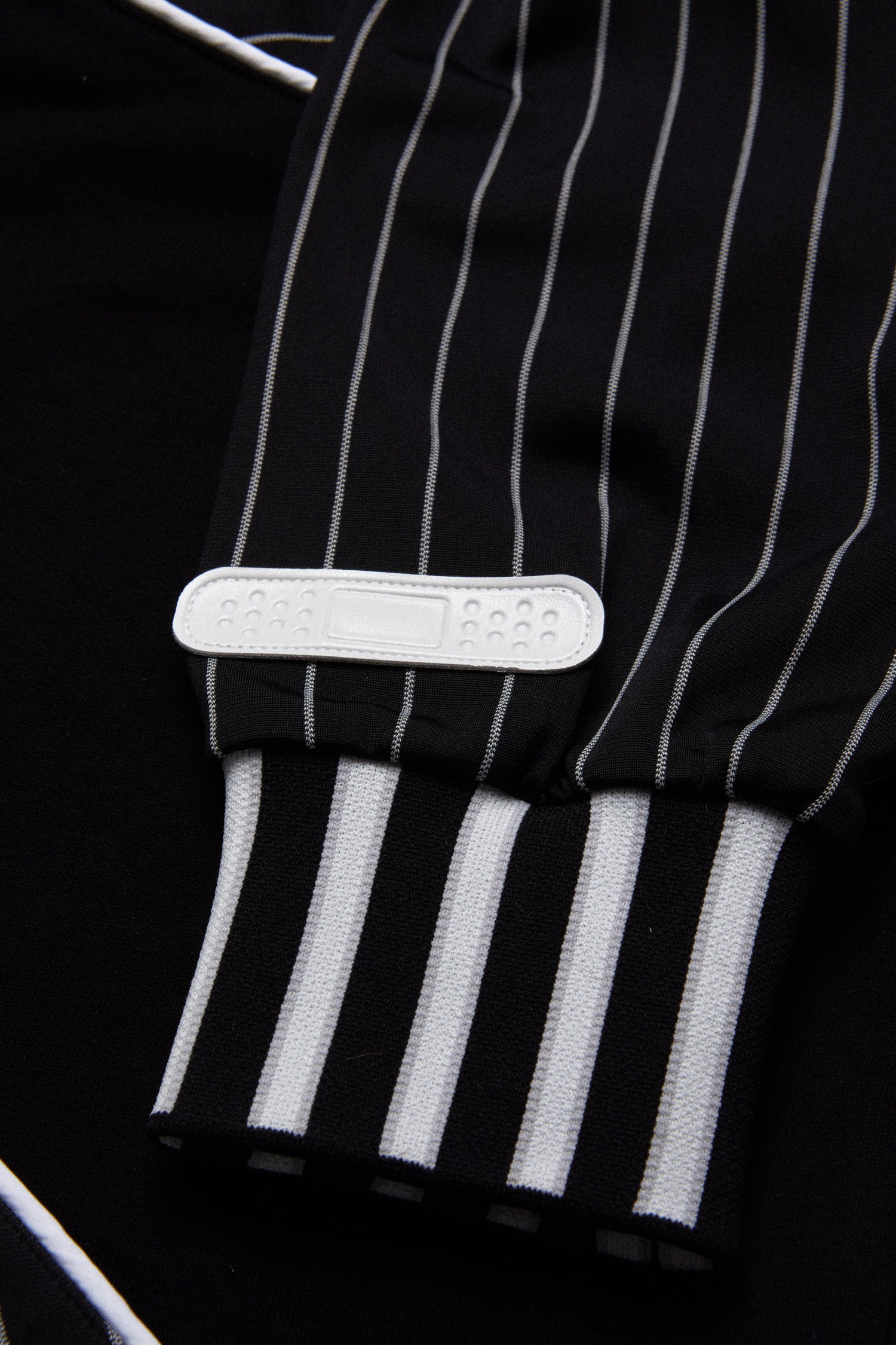 DOC 2 // BLACK