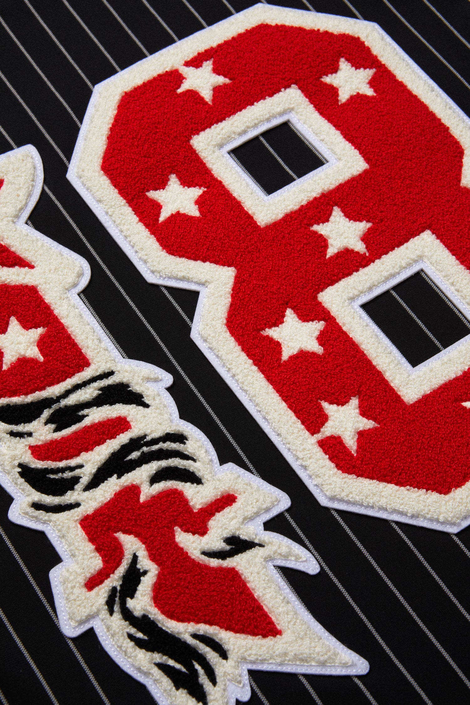 T-SHIRT 2 B // BLACK WHITE