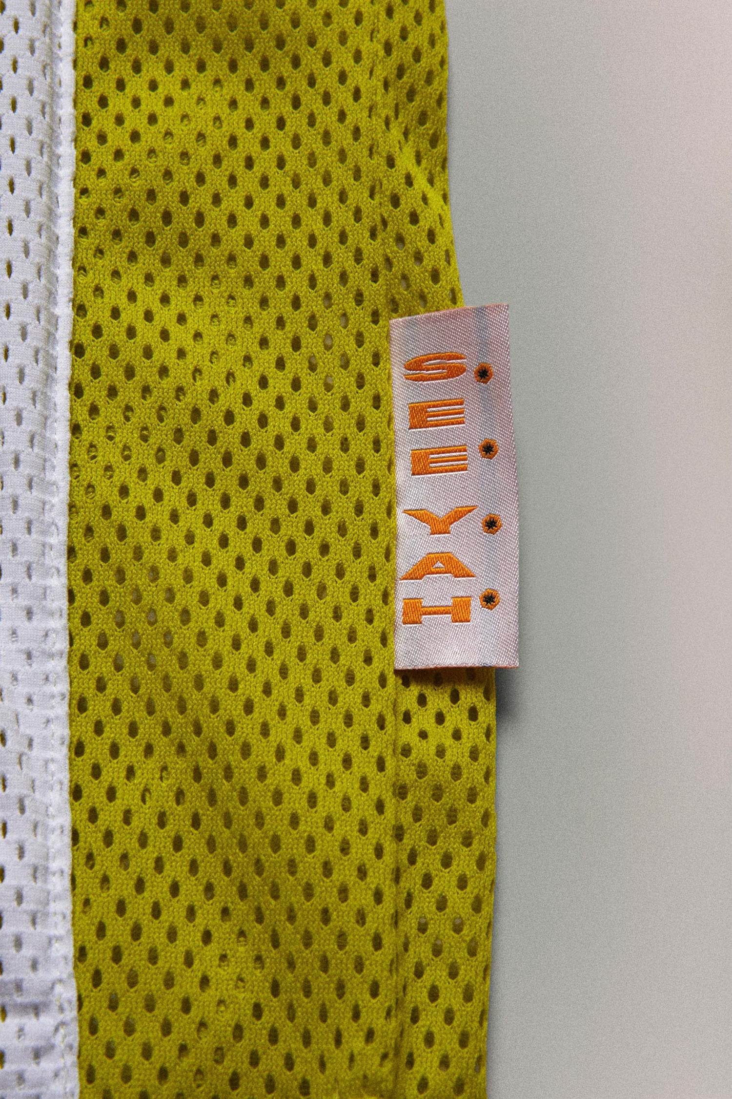 T-SHIRT 2 A // YELLOW WHITE