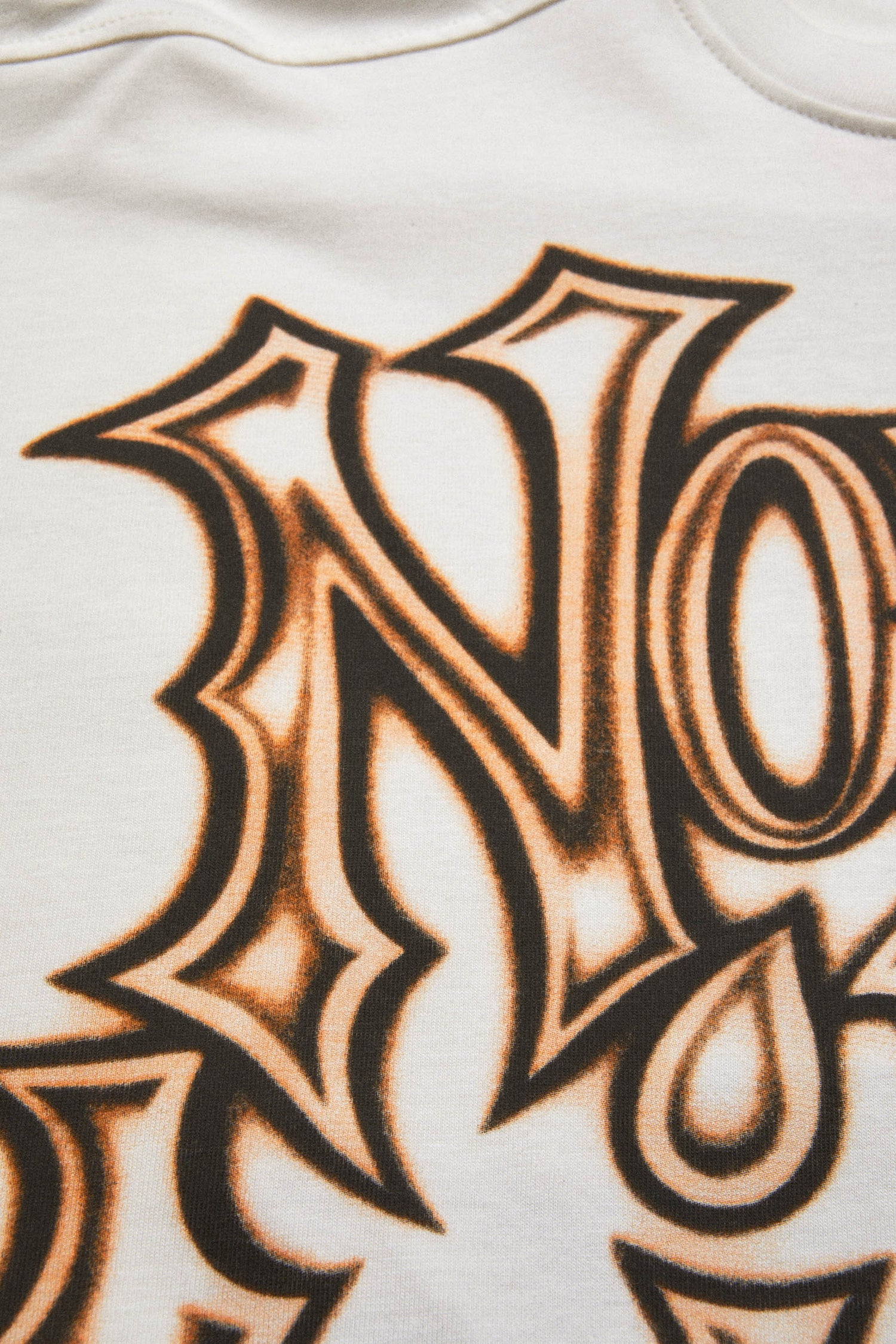 THE BOY - NOBODY LIKE US // WHITE