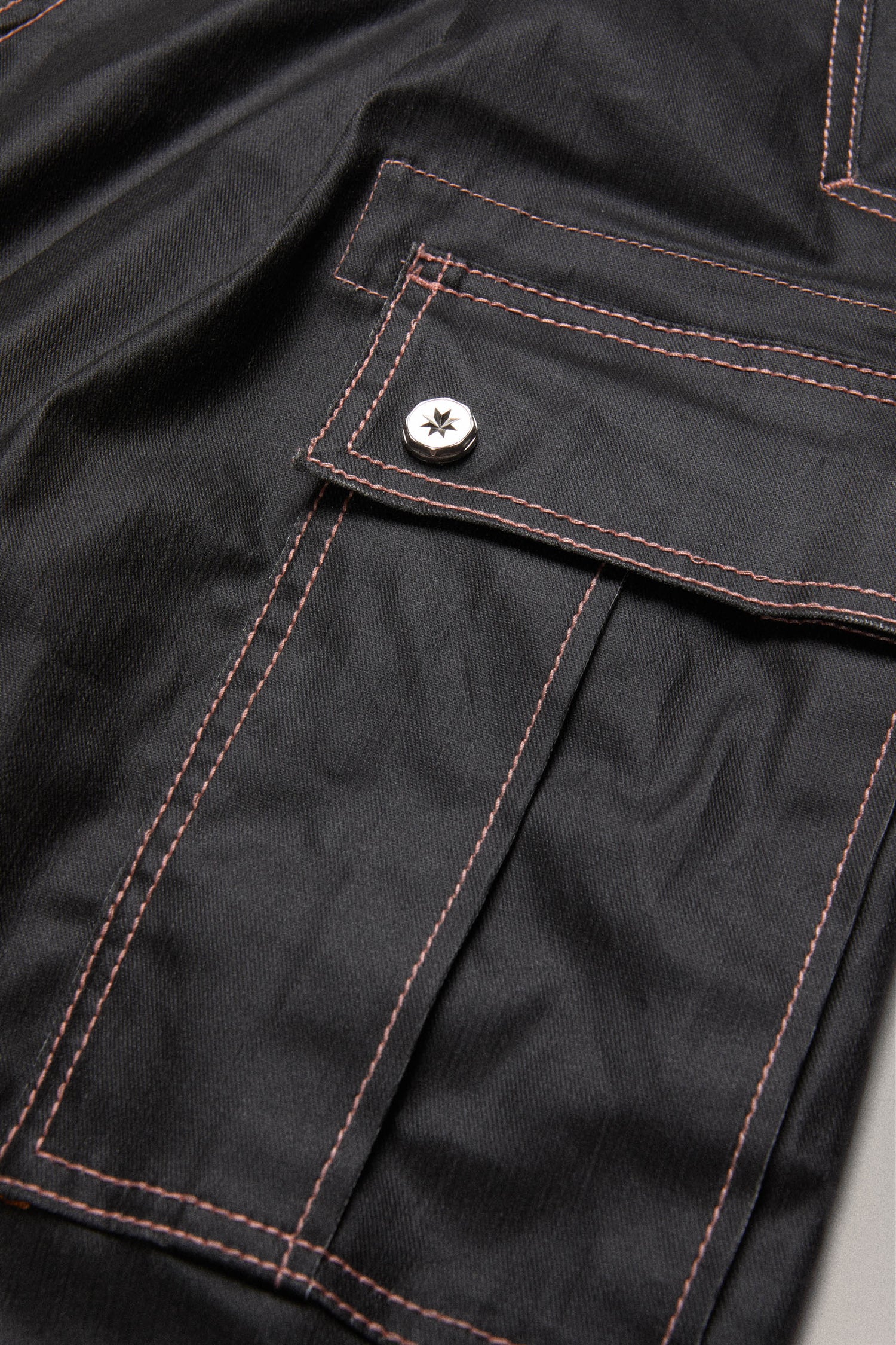 PARACADUTE CARGO // BLACK