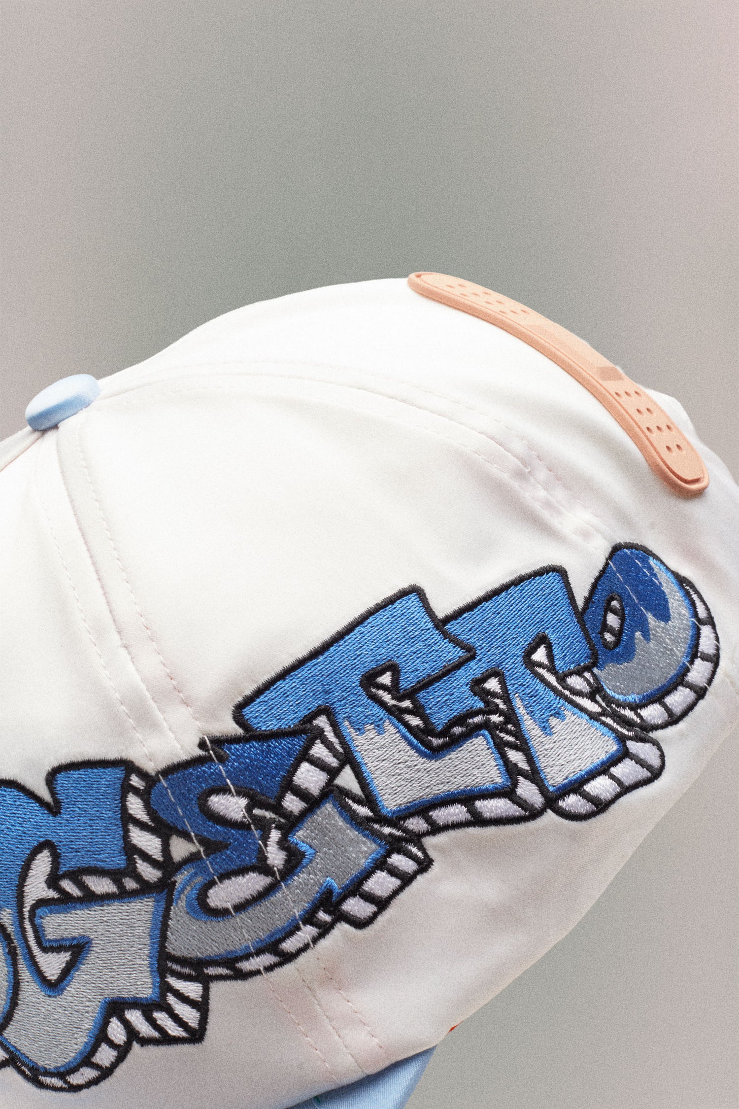PROGETTO HAT // WHITE & BLUE
