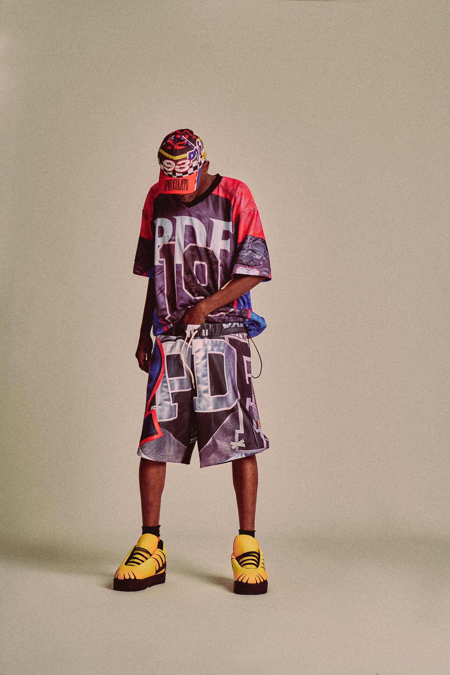 FOOTBALL T-SHIRT 19 // BLACK