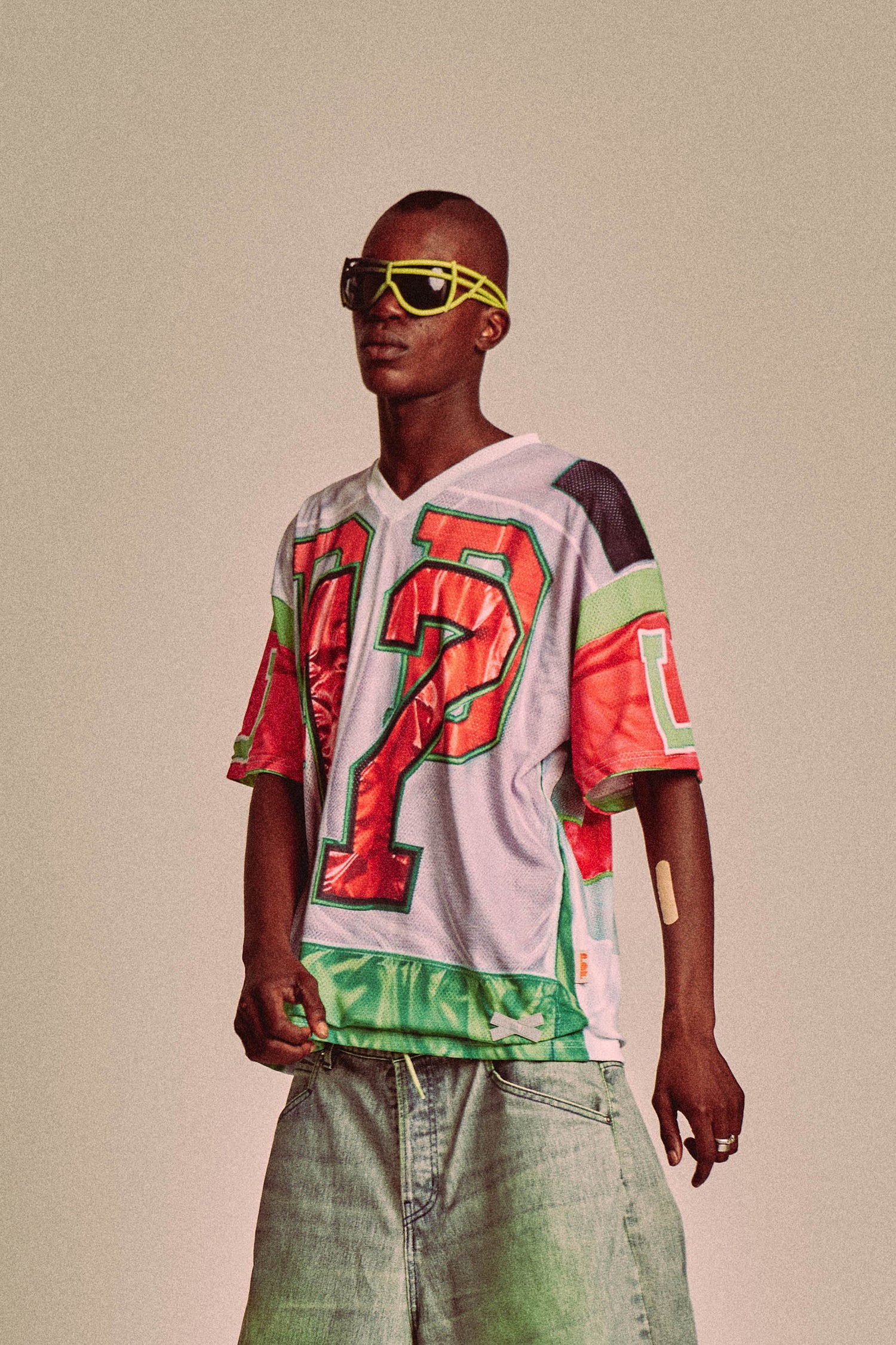 FOOTBALL 17 TEE // GREEN PRINT