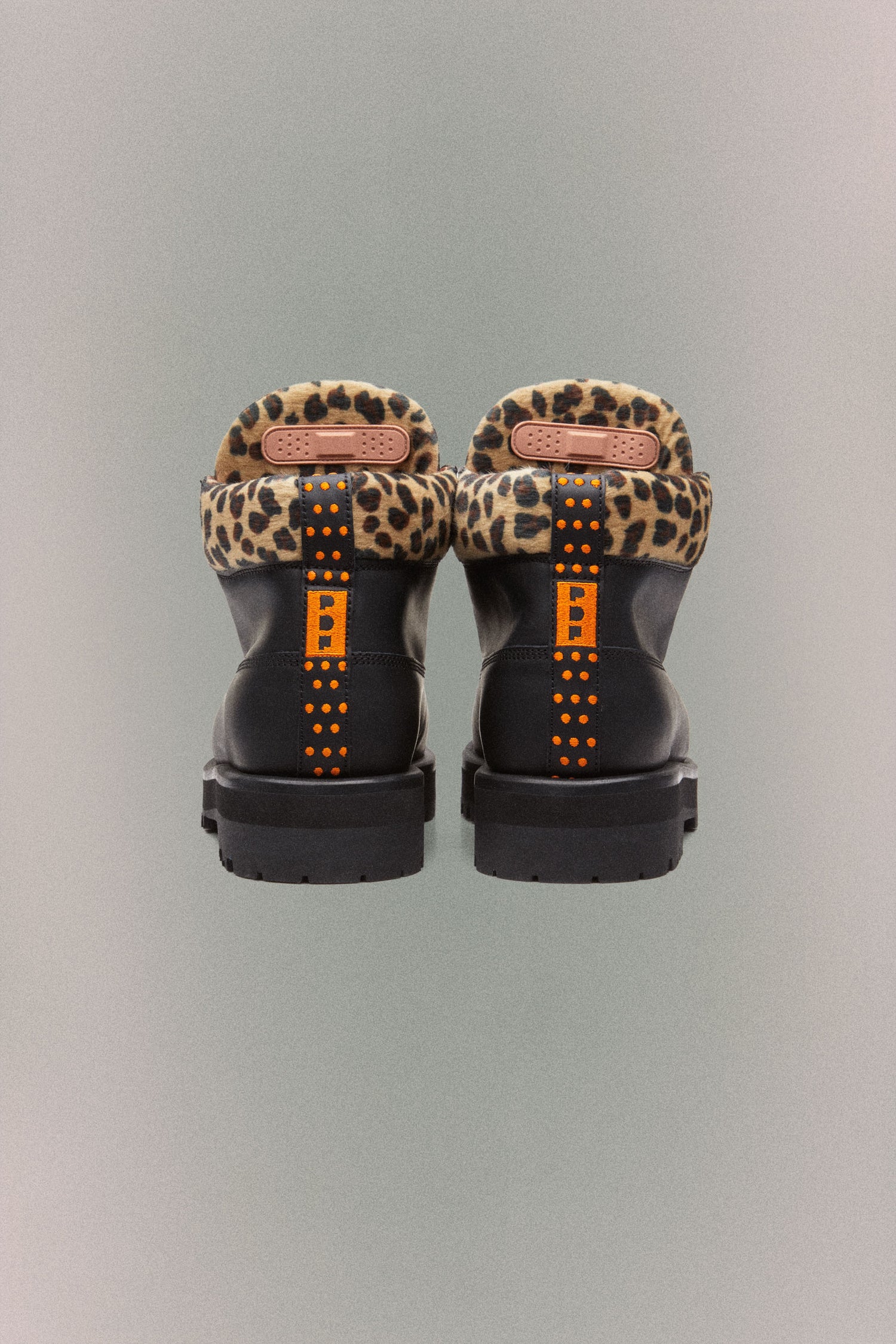 STRADA LOW CHEETAH // BLACK