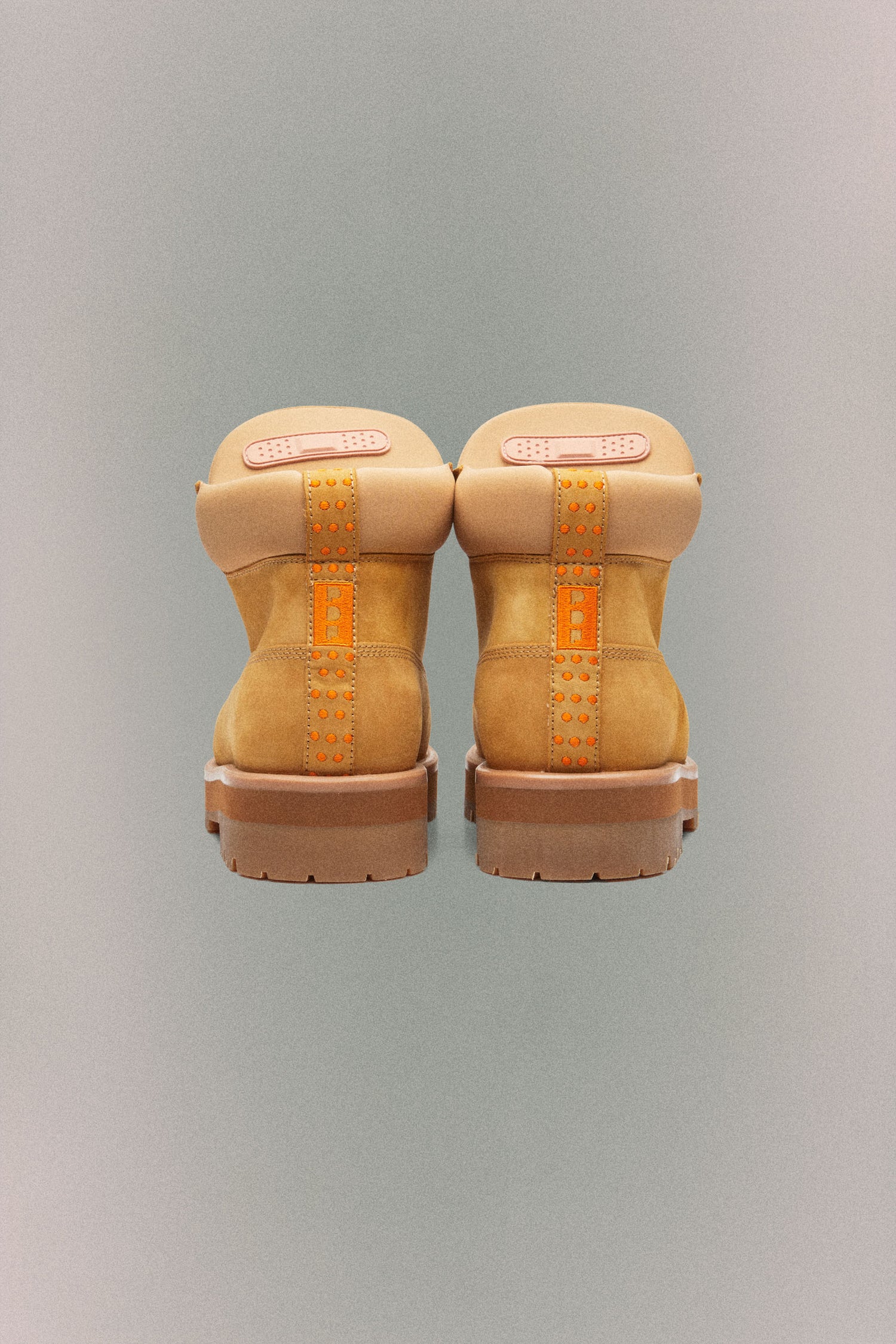 STRADA LOW SUEDE // WHEAT