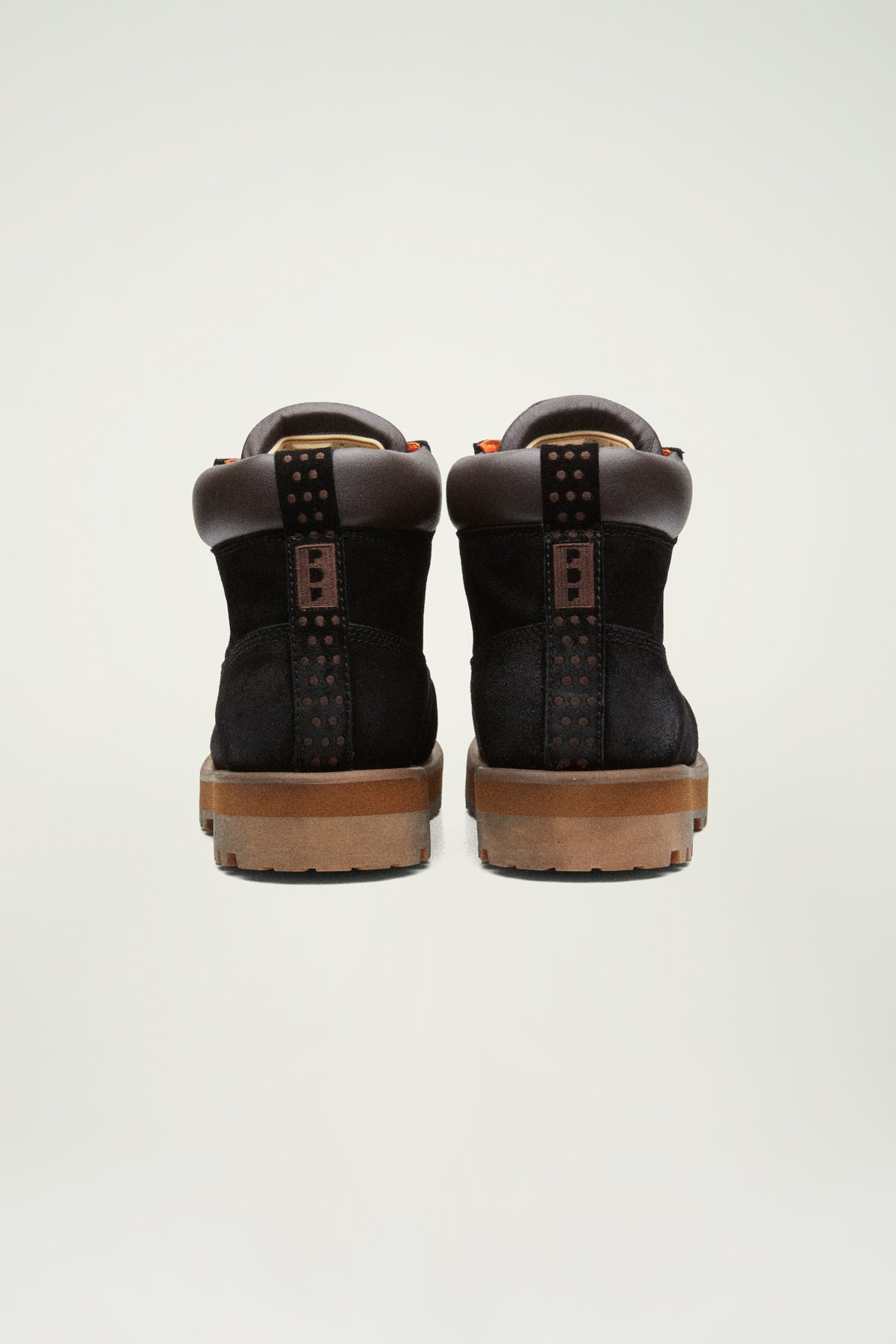 STRADA LOW PELLE // BLACK