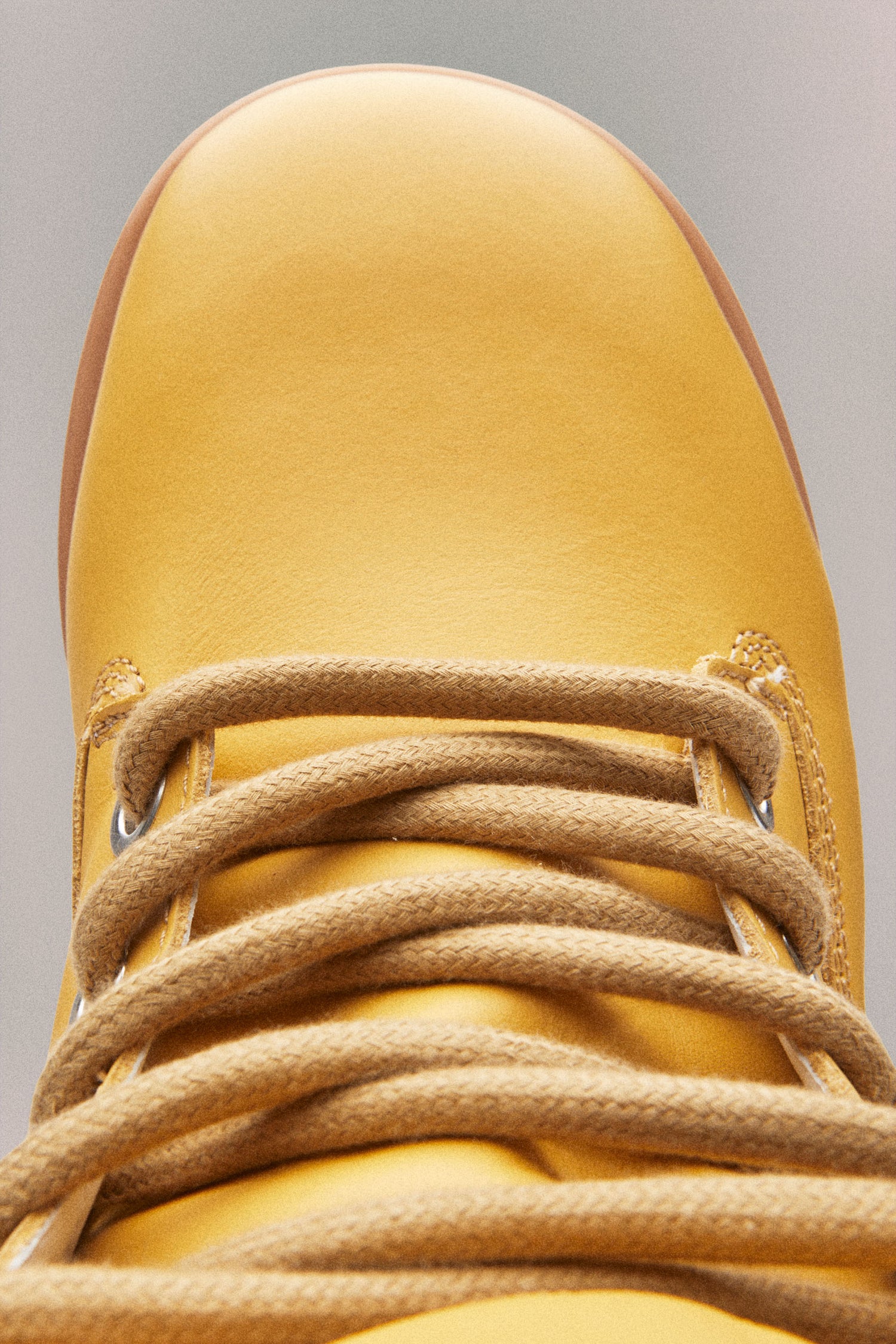 STRADA LOW CHEETAH // YELLOW
