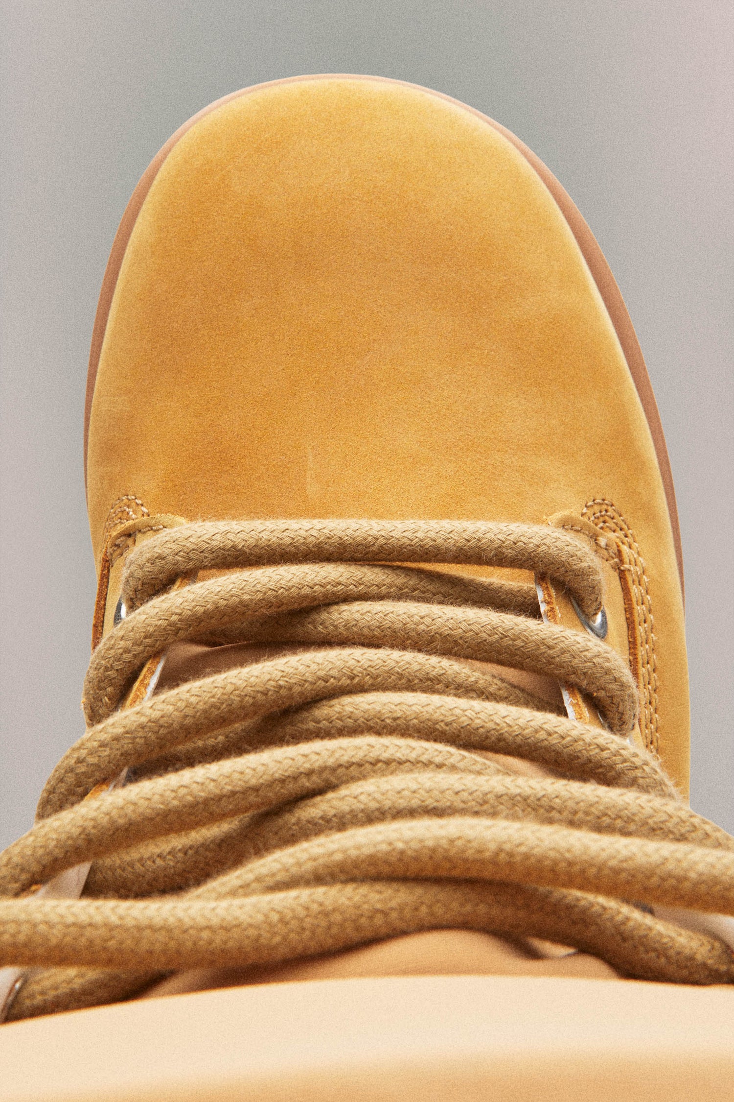 STRADA LOW SUEDE // WHEAT