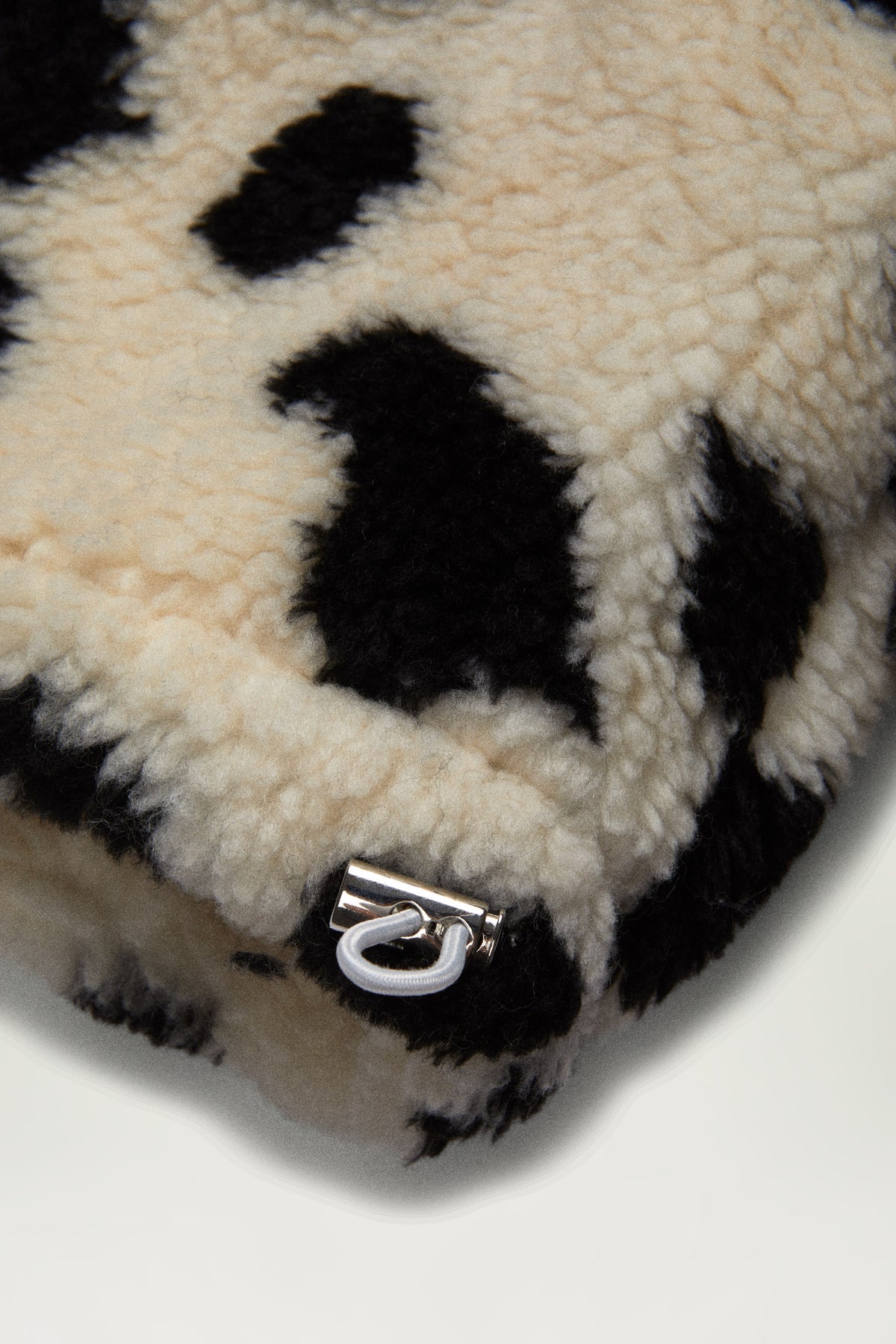 TEMERARIO FLEECE // BLACK & WHITE