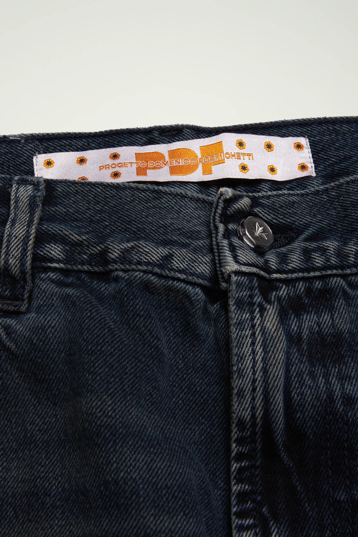 THE NEW LEGGENDA JEAN // BLUE PLASTER