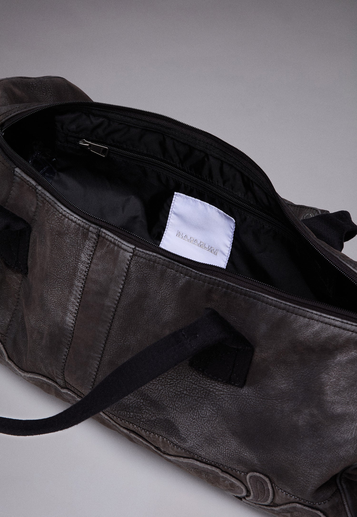 BERING PDF DUFFLE BAG