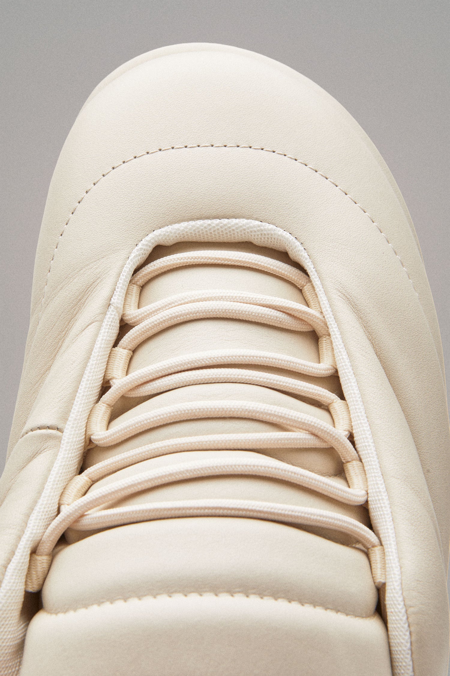 PLUTO S000 SNEAKERS // OFF WHITE