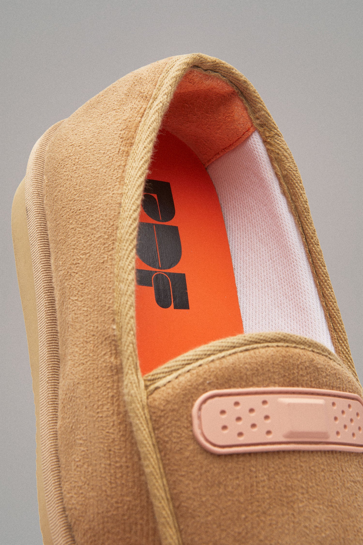 CASA VELVET SLIPPER // BEIGE