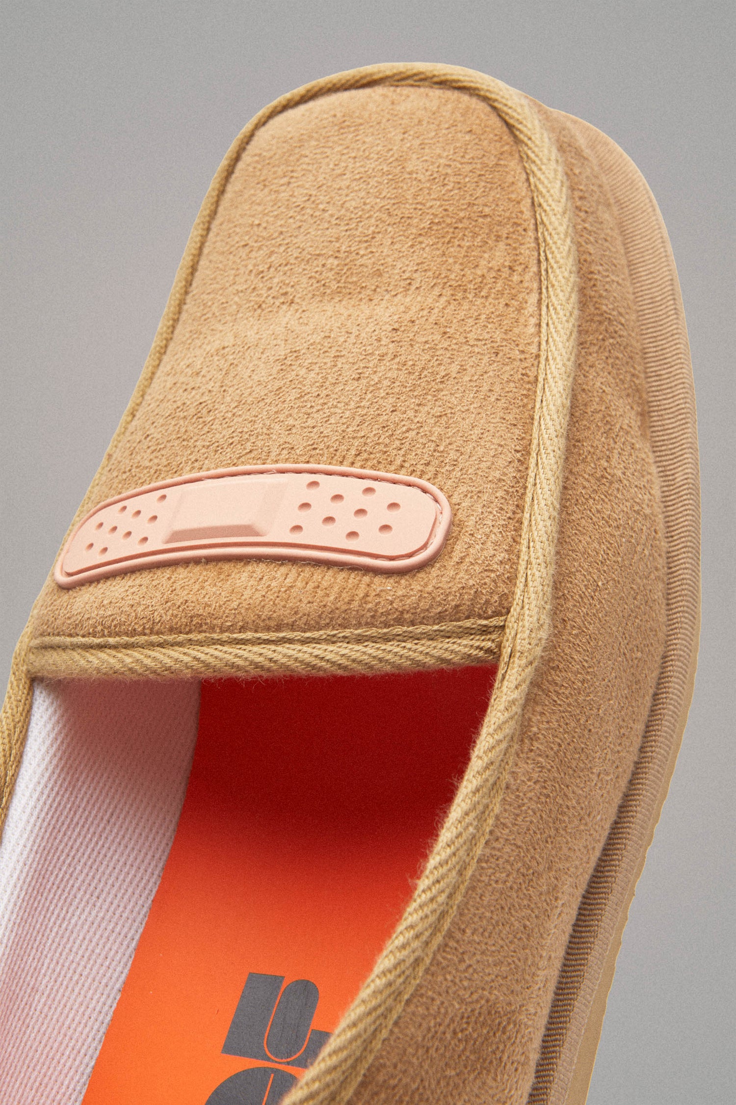 CASA VELVET SLIPPER // BEIGE
