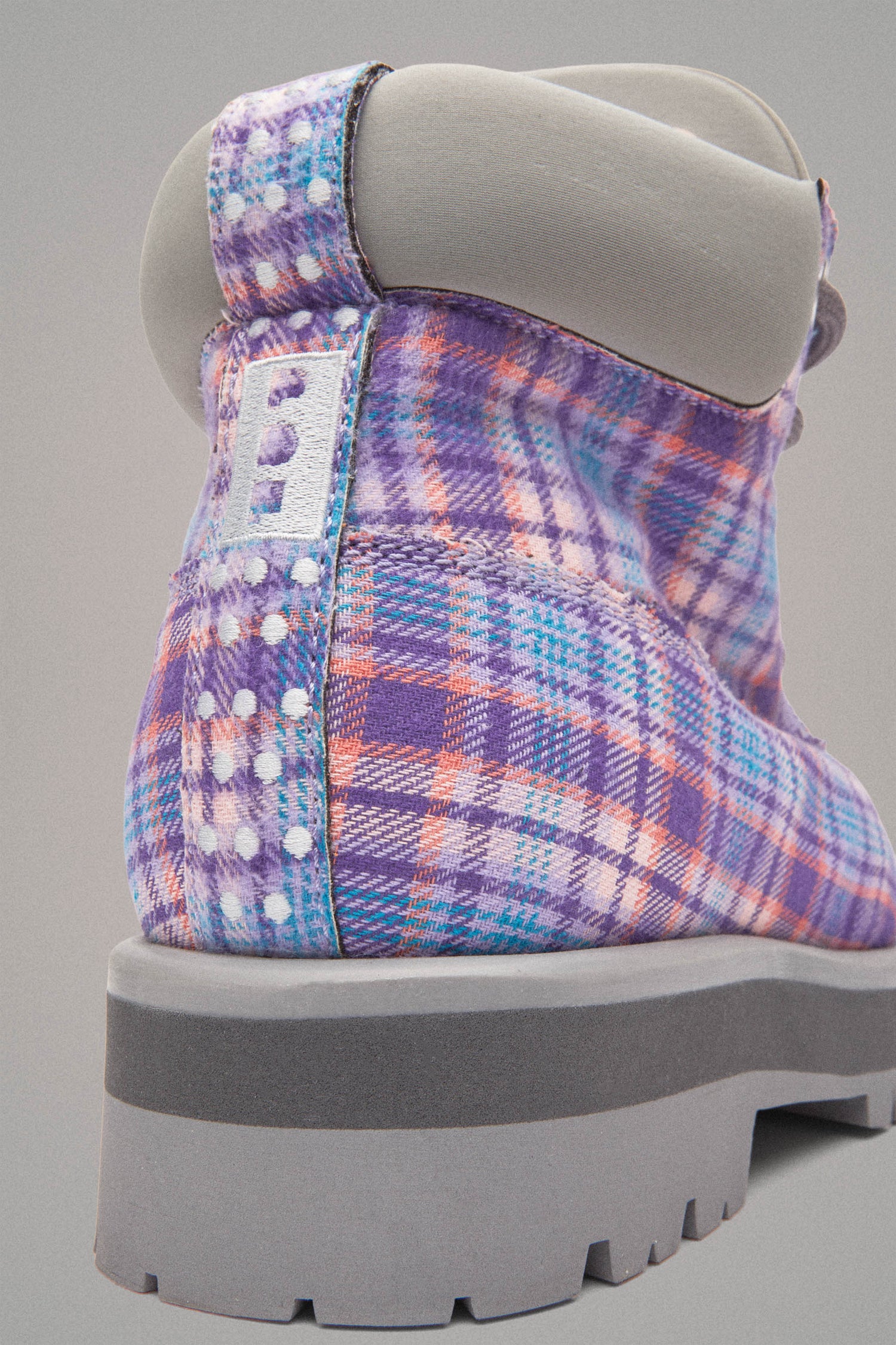 STRADA LOW TARTAN BOOTS // PURPLE