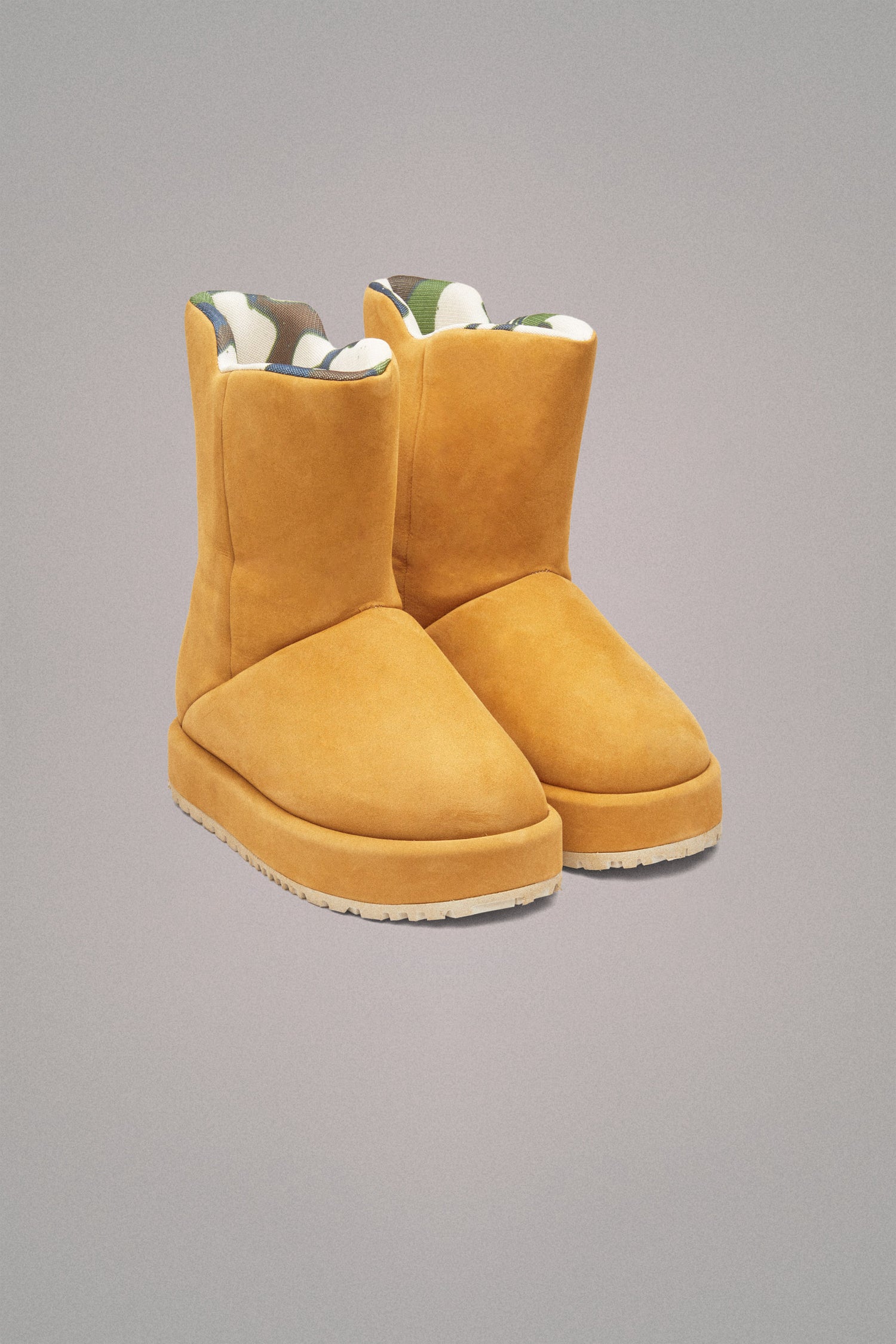 NEVE NABUK BOOTS // SAND