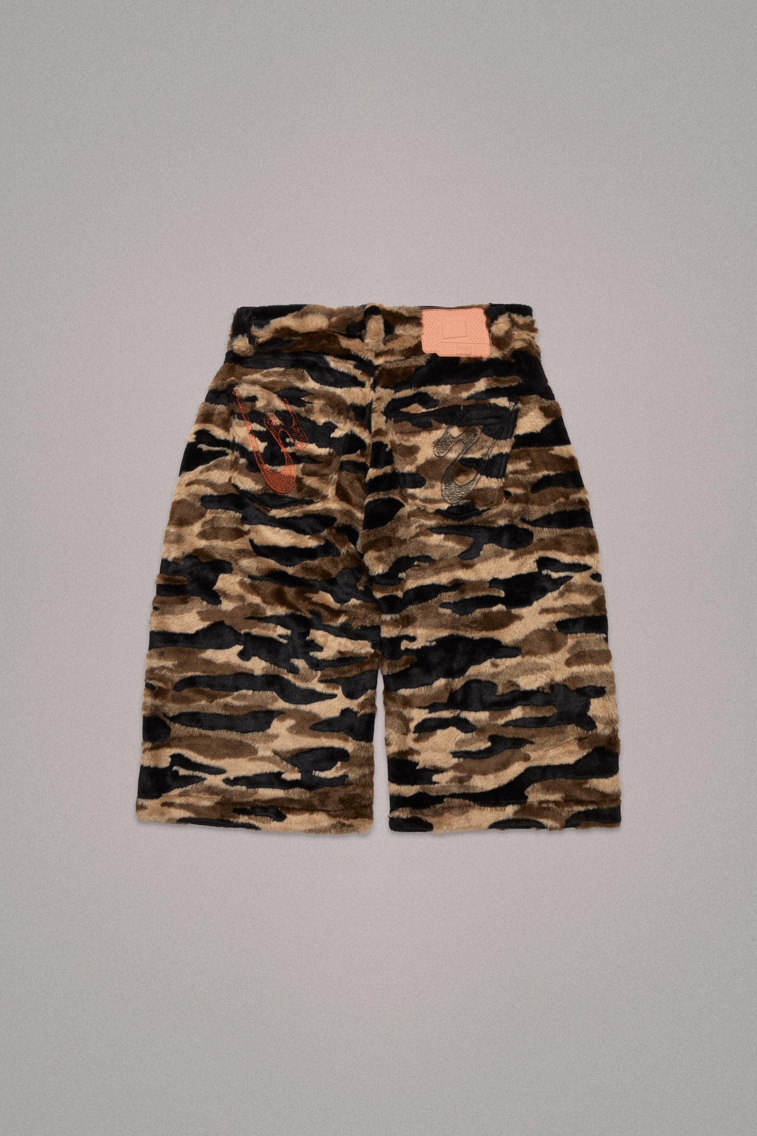 CURVA SHORT // CAMO