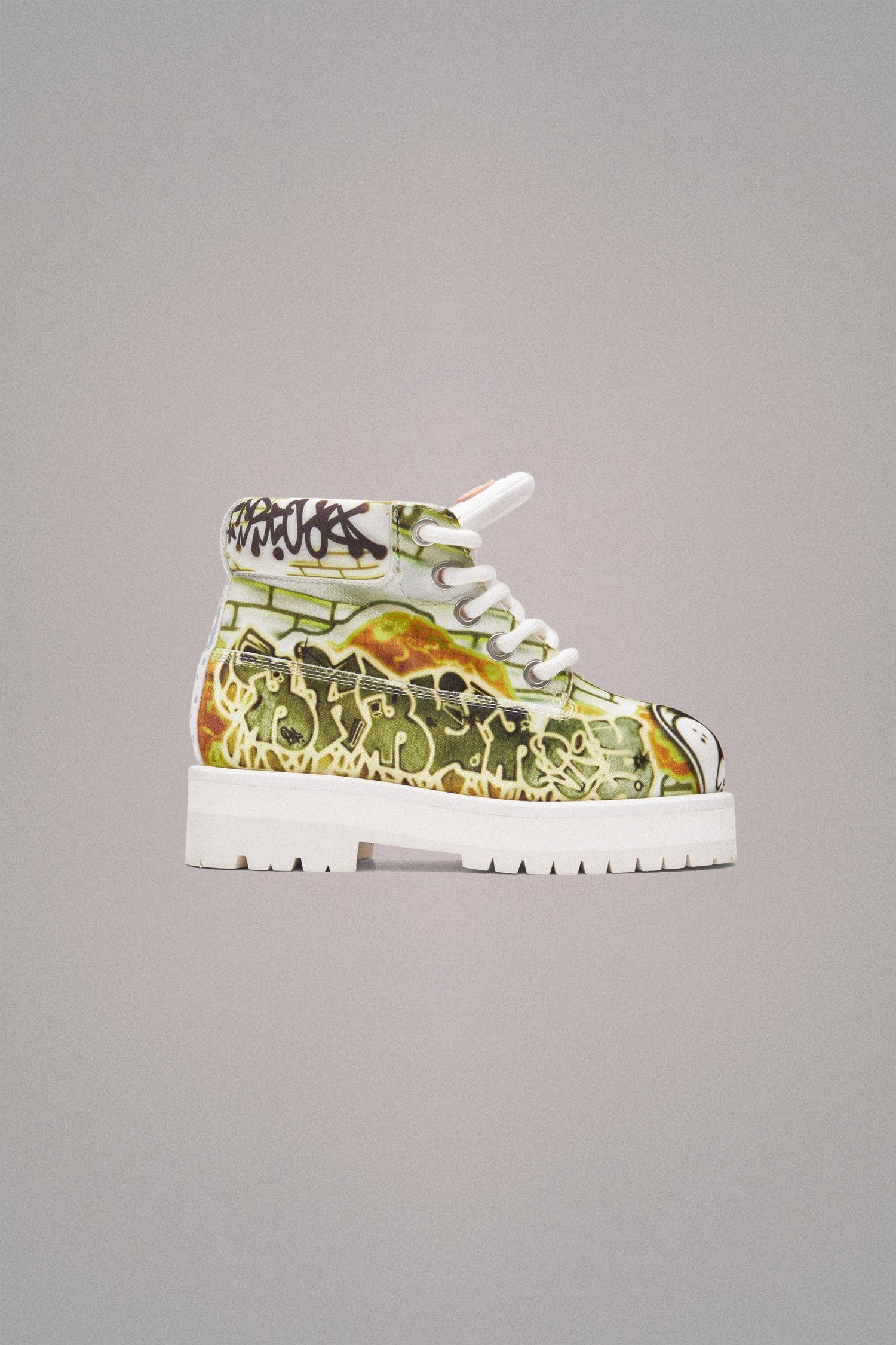 STRADA LOW GRAFFITI BOOTS // YELLOW