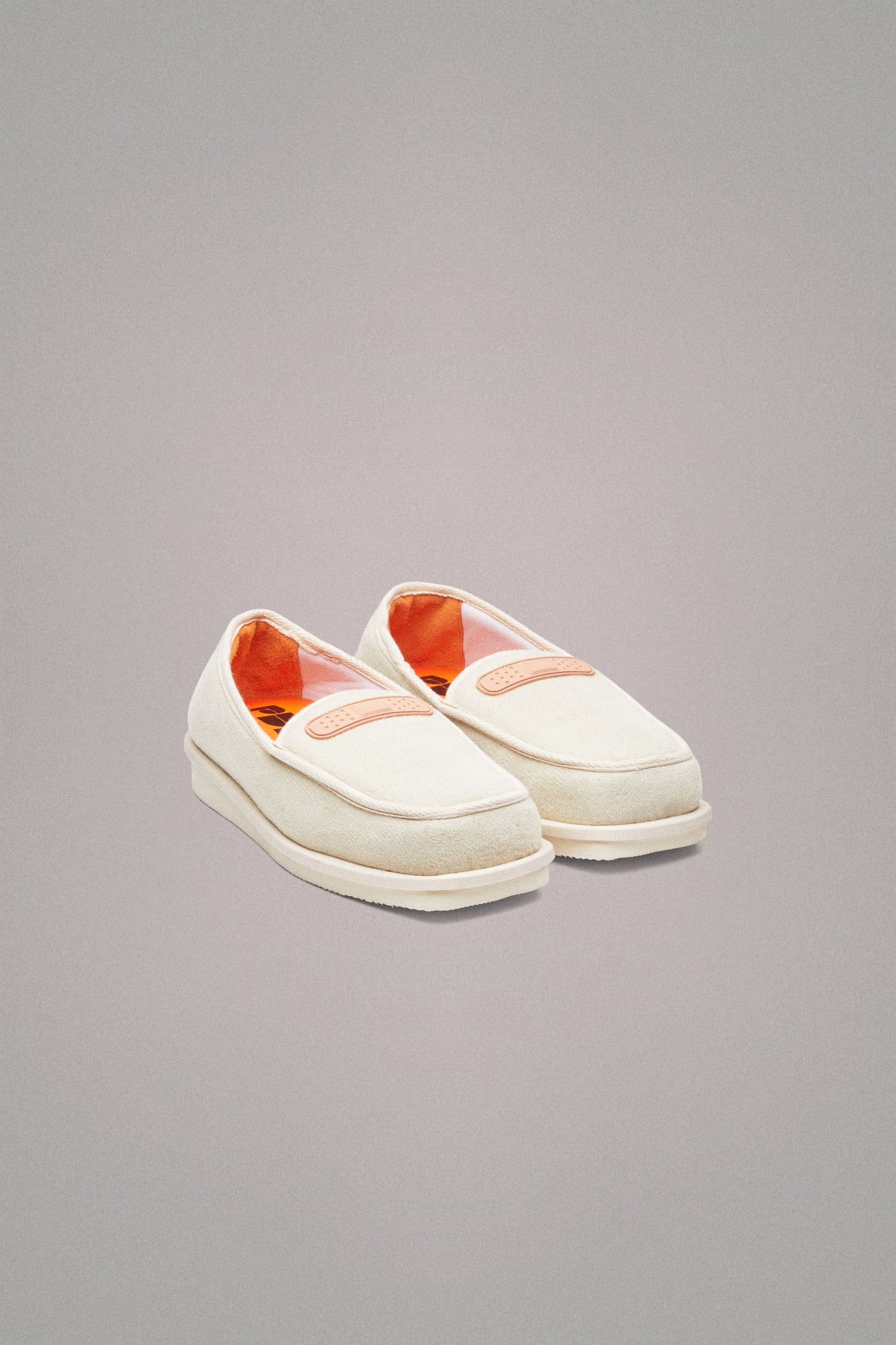 CASA VELVET SLIPPERS // WHITE