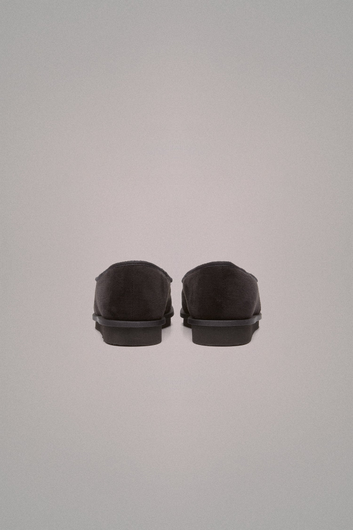 CASA VELVET SLIPPERS // BLACK