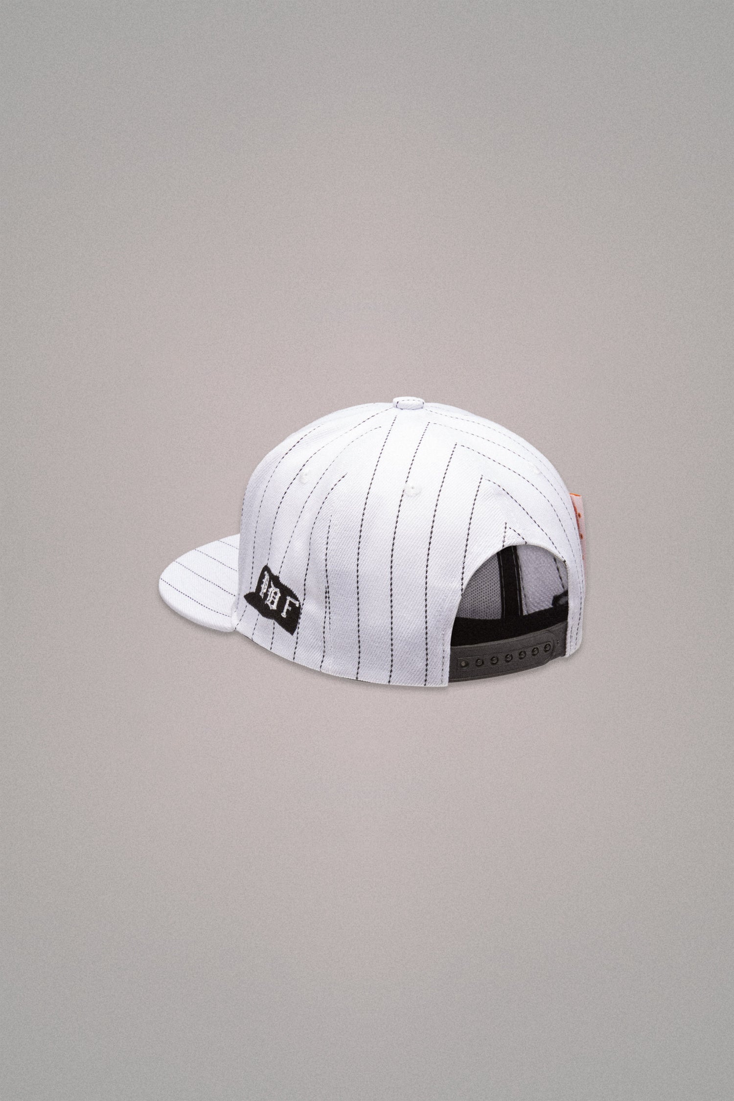 LEGGENDA BASEBALL HAT // WHITE