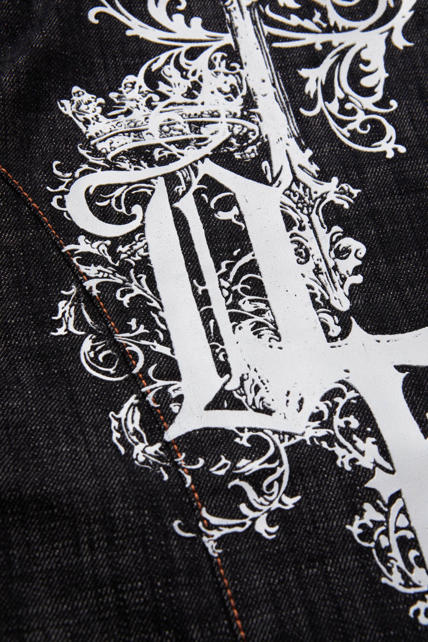 LOW RIDE SHORTS // DARK BLUE