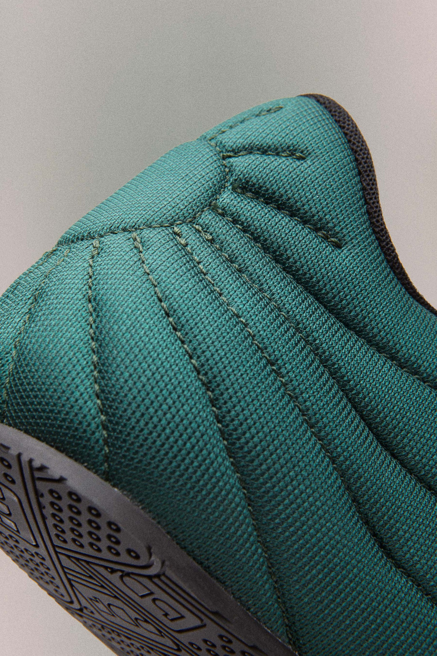 NUVOLA 2.0 // GREEN BLACK