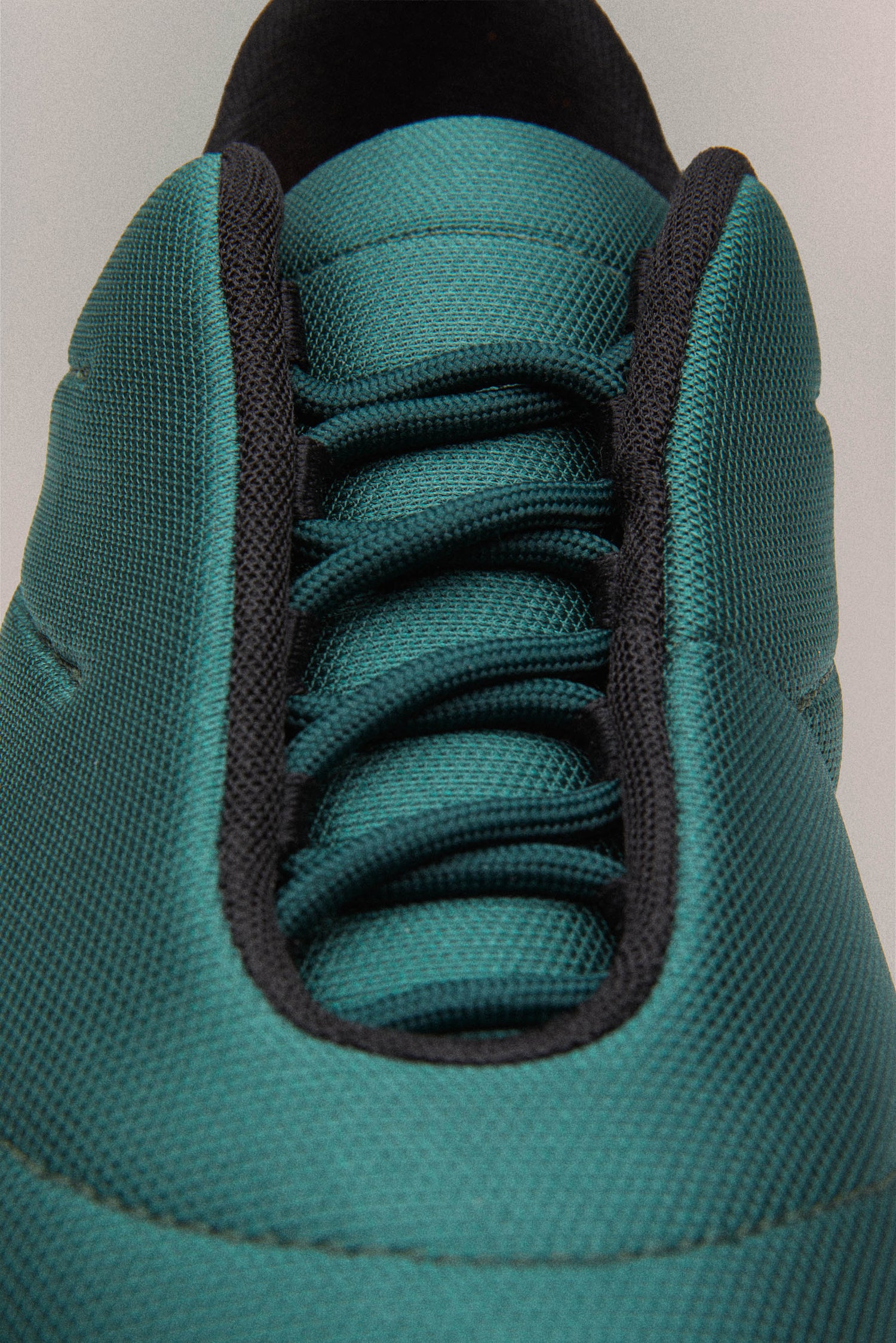 NUVOLA 2.0 // GREEN BLACK