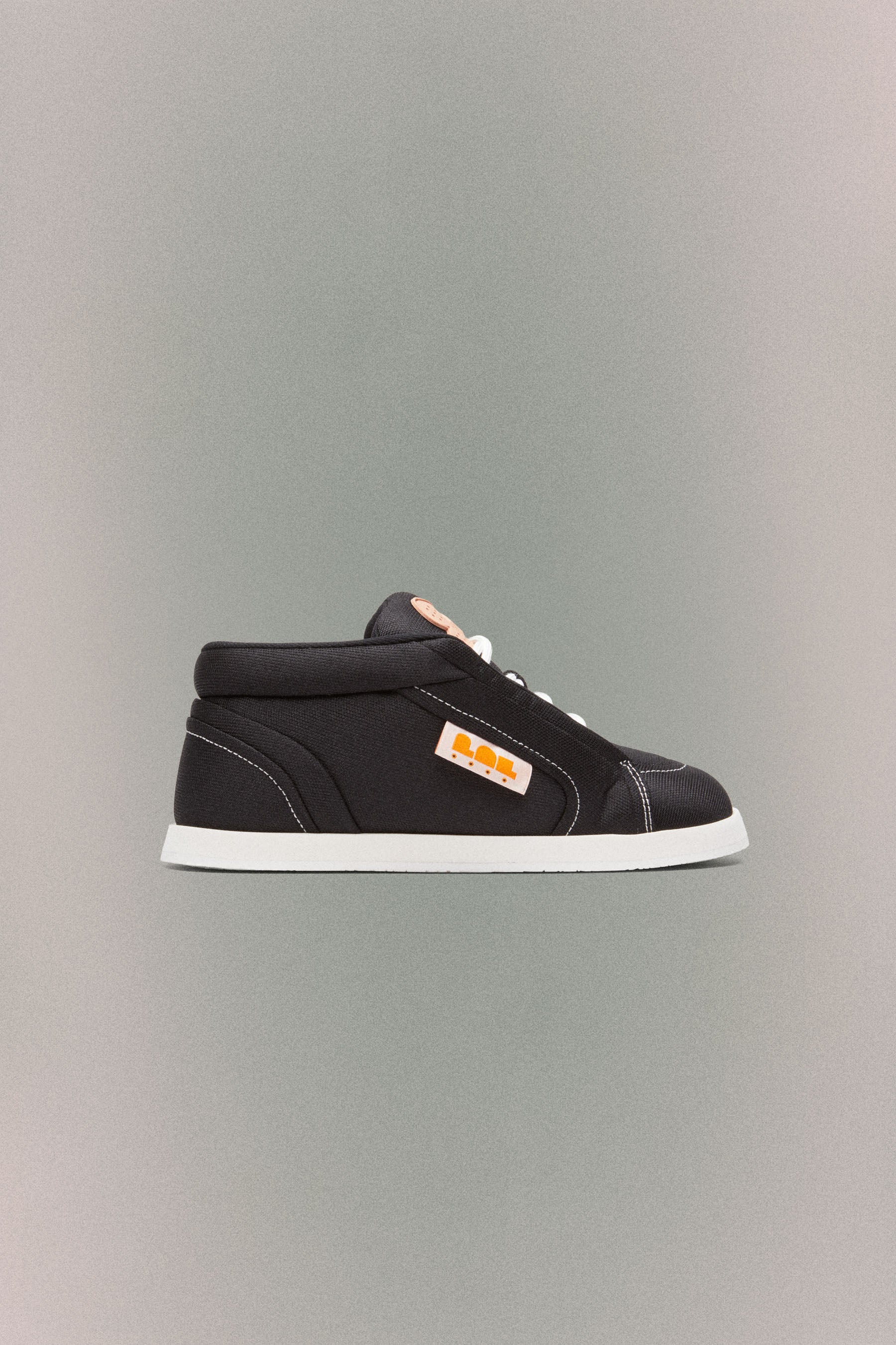 Footwear – PDF CHANNEL