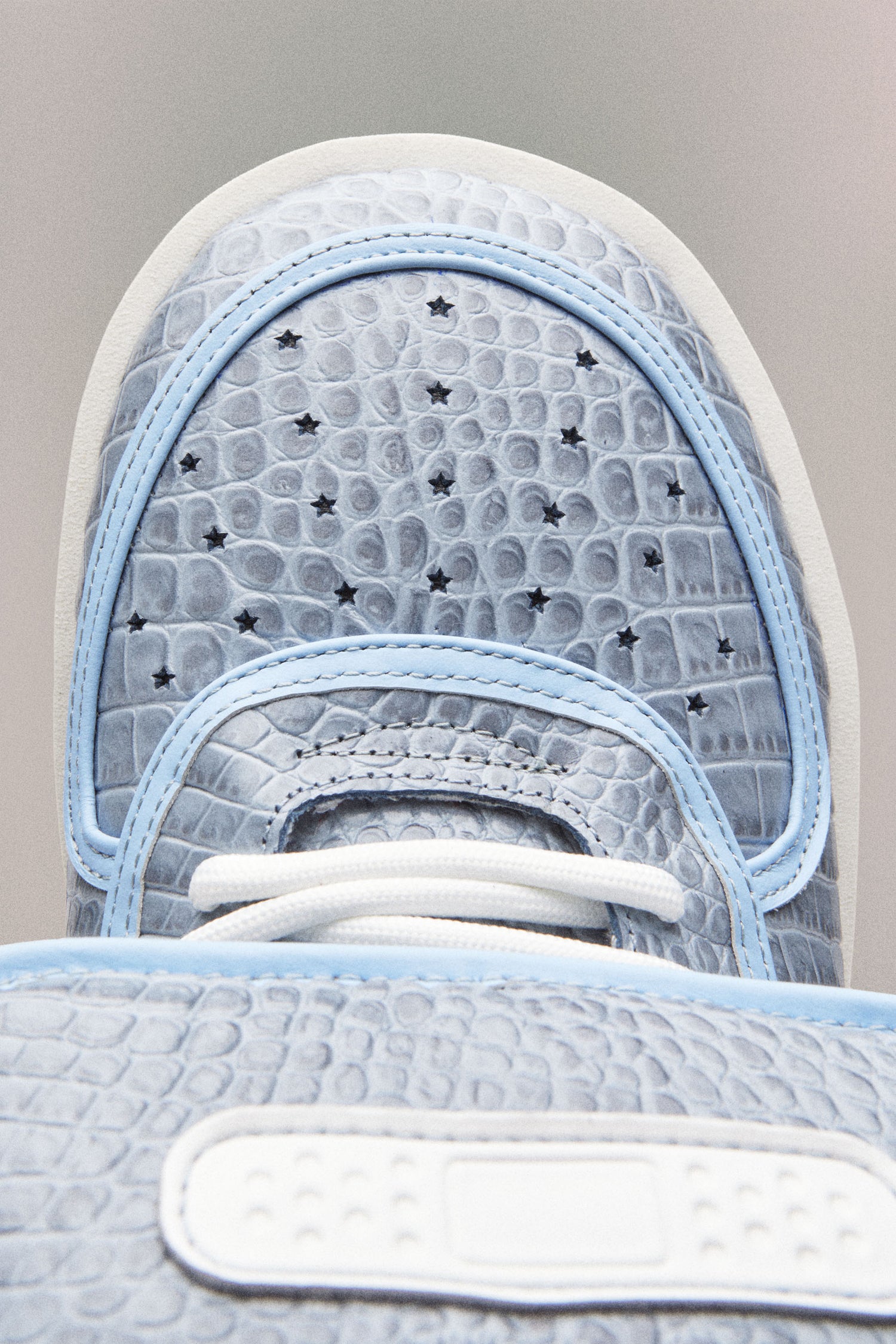 PDF STELLA HIGH CROC // BABY BLUE