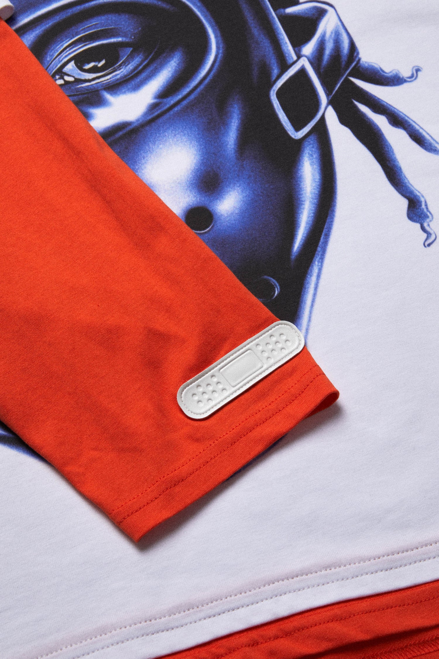 NO NAME B // ORANGE WHITE