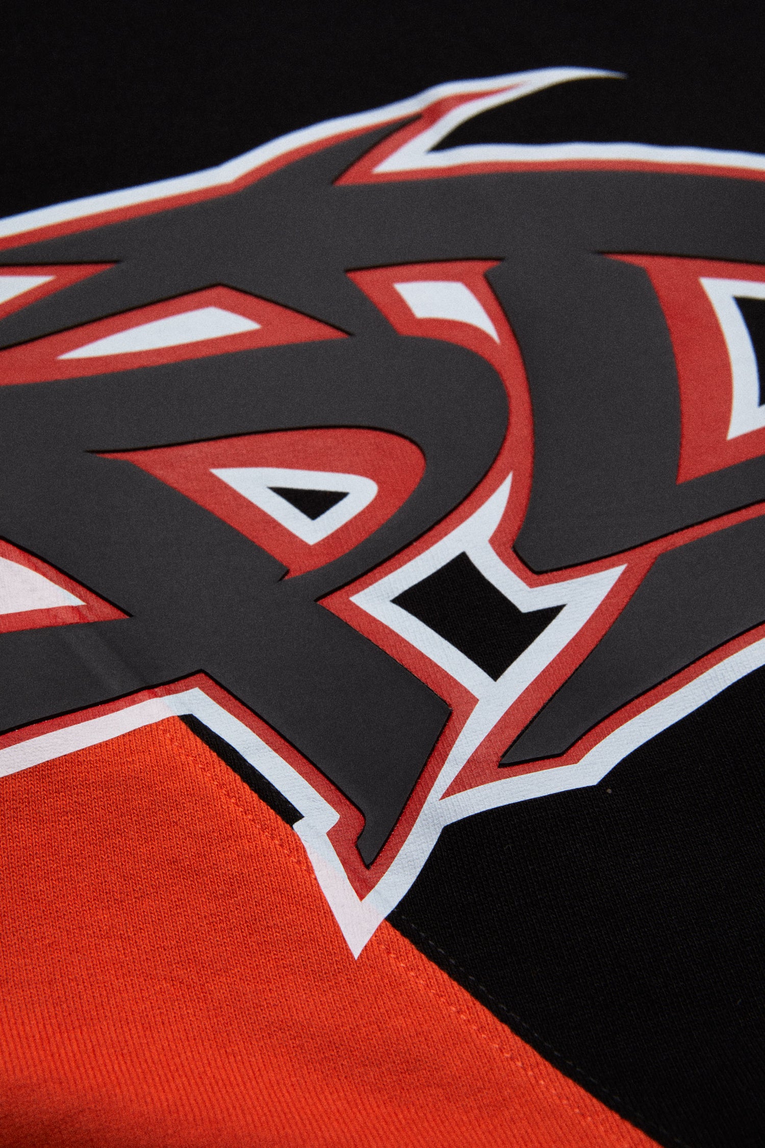 CREW NECK A // BLACK