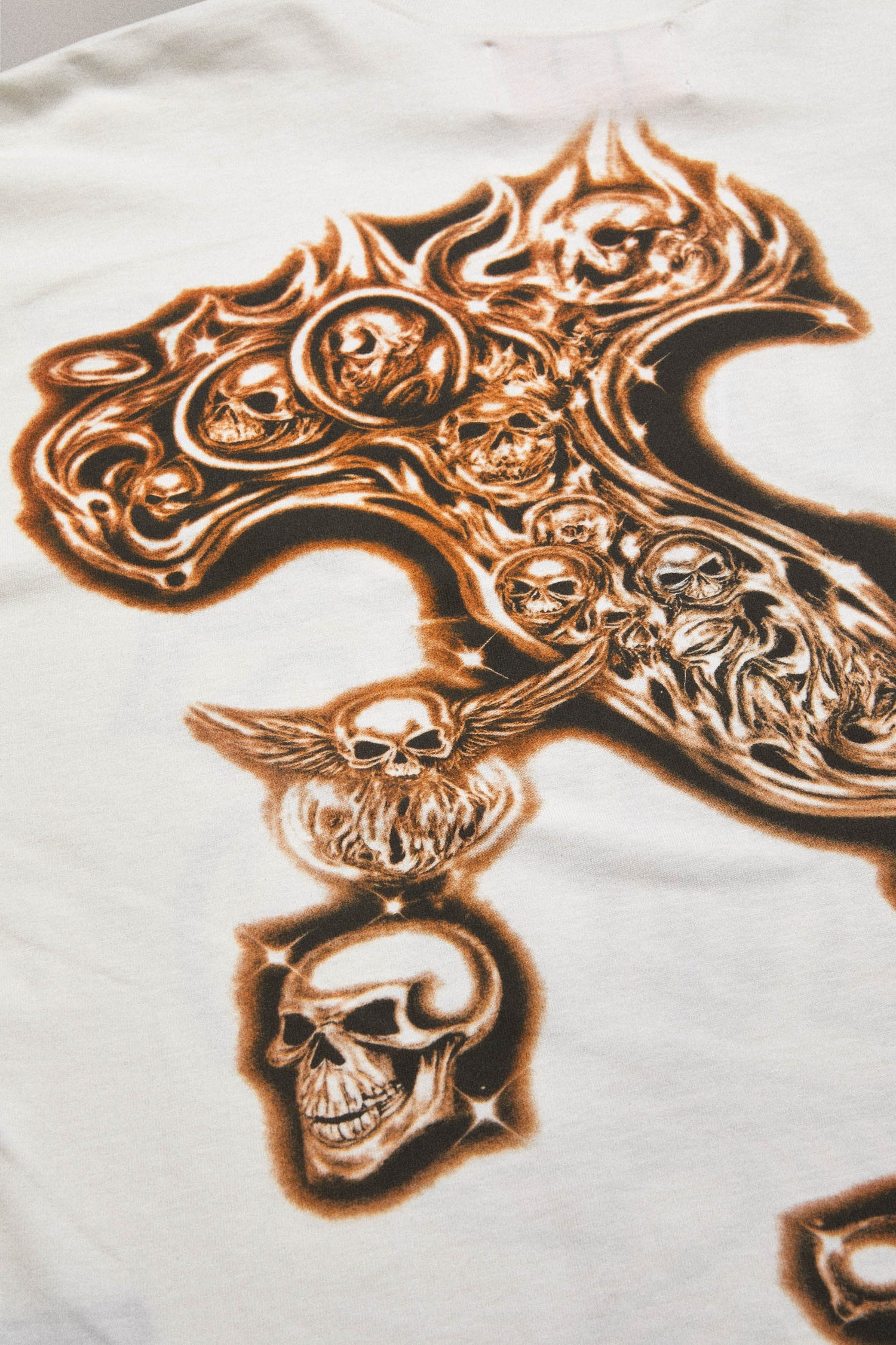 THE BOY - NOBODY LIKE US // WHITE