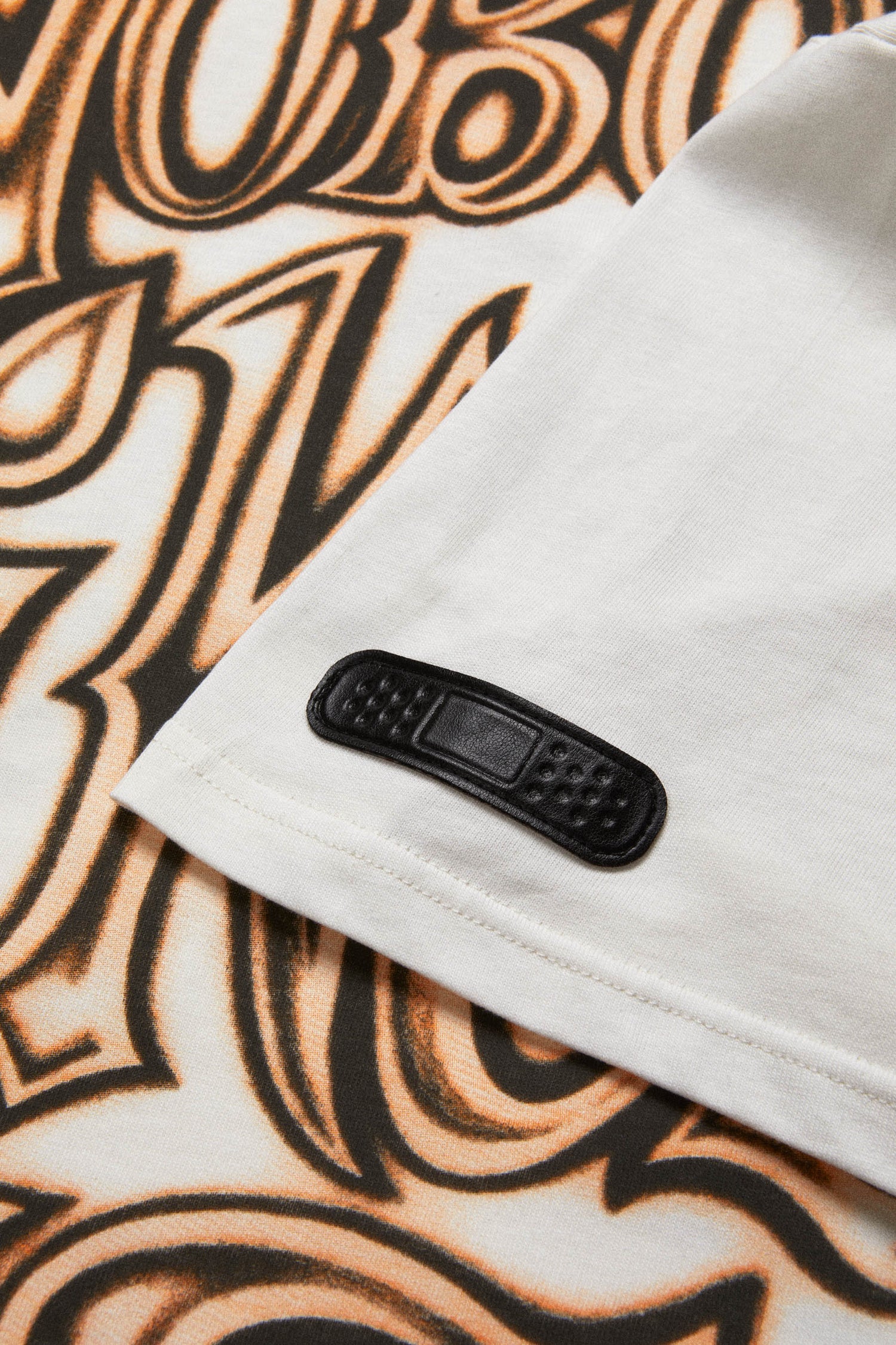 THE BOY - NOBODY LIKE US // WHITE