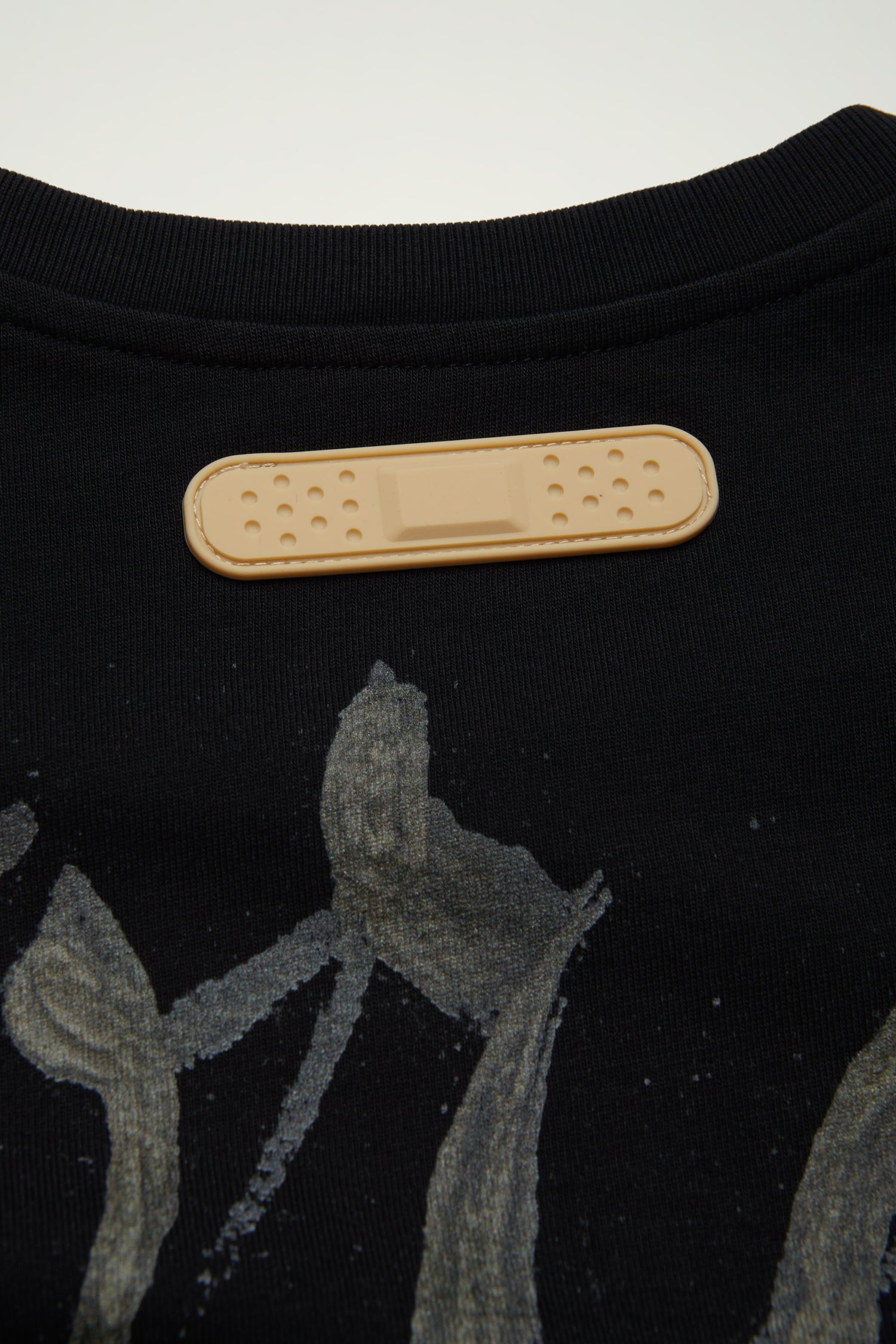 ML LONG SLEEVE FORGIVE MY SINS // BLACK