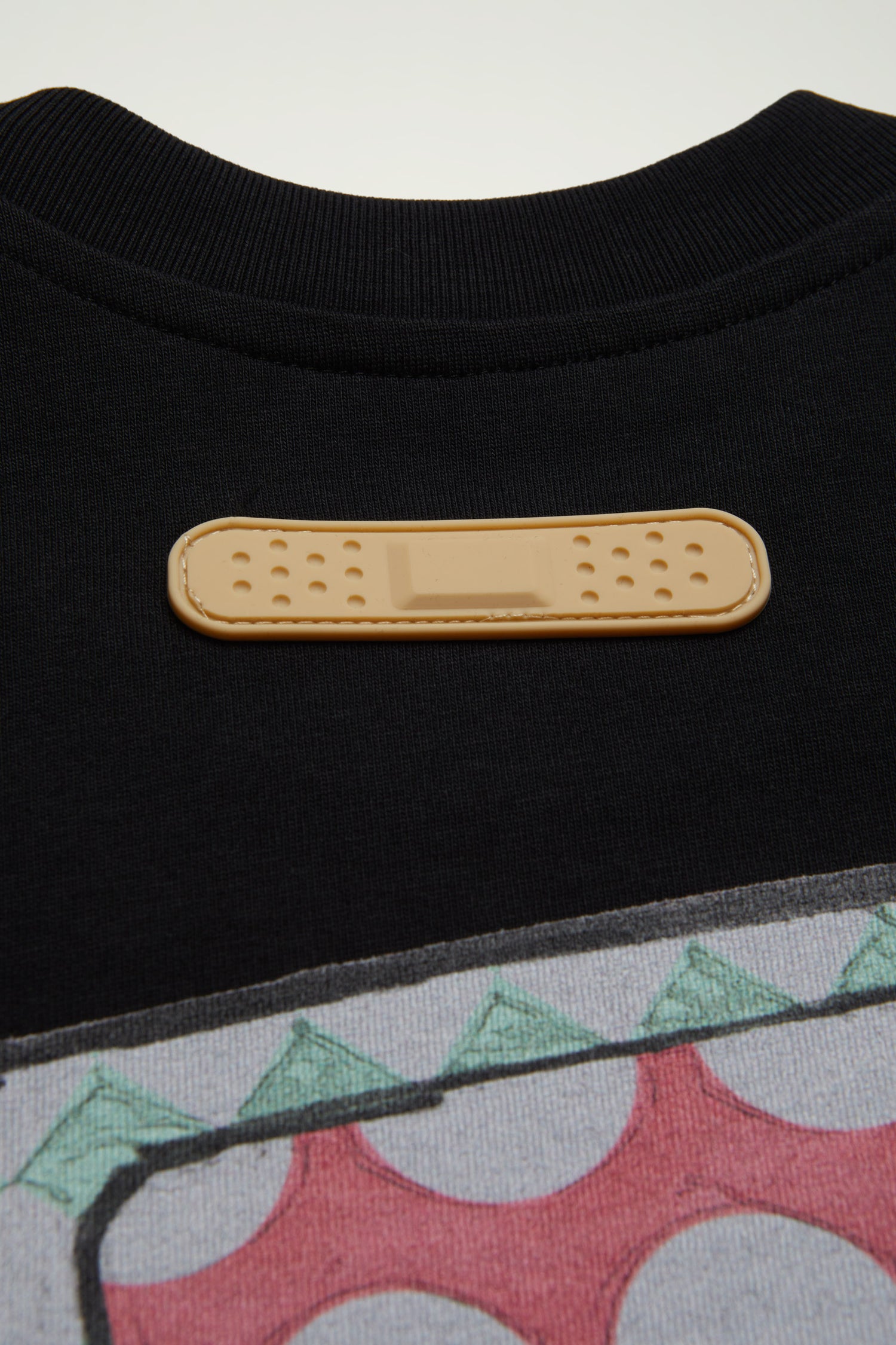 THE NEW BOY SEVEN CAT T-SHIRT // BLACK