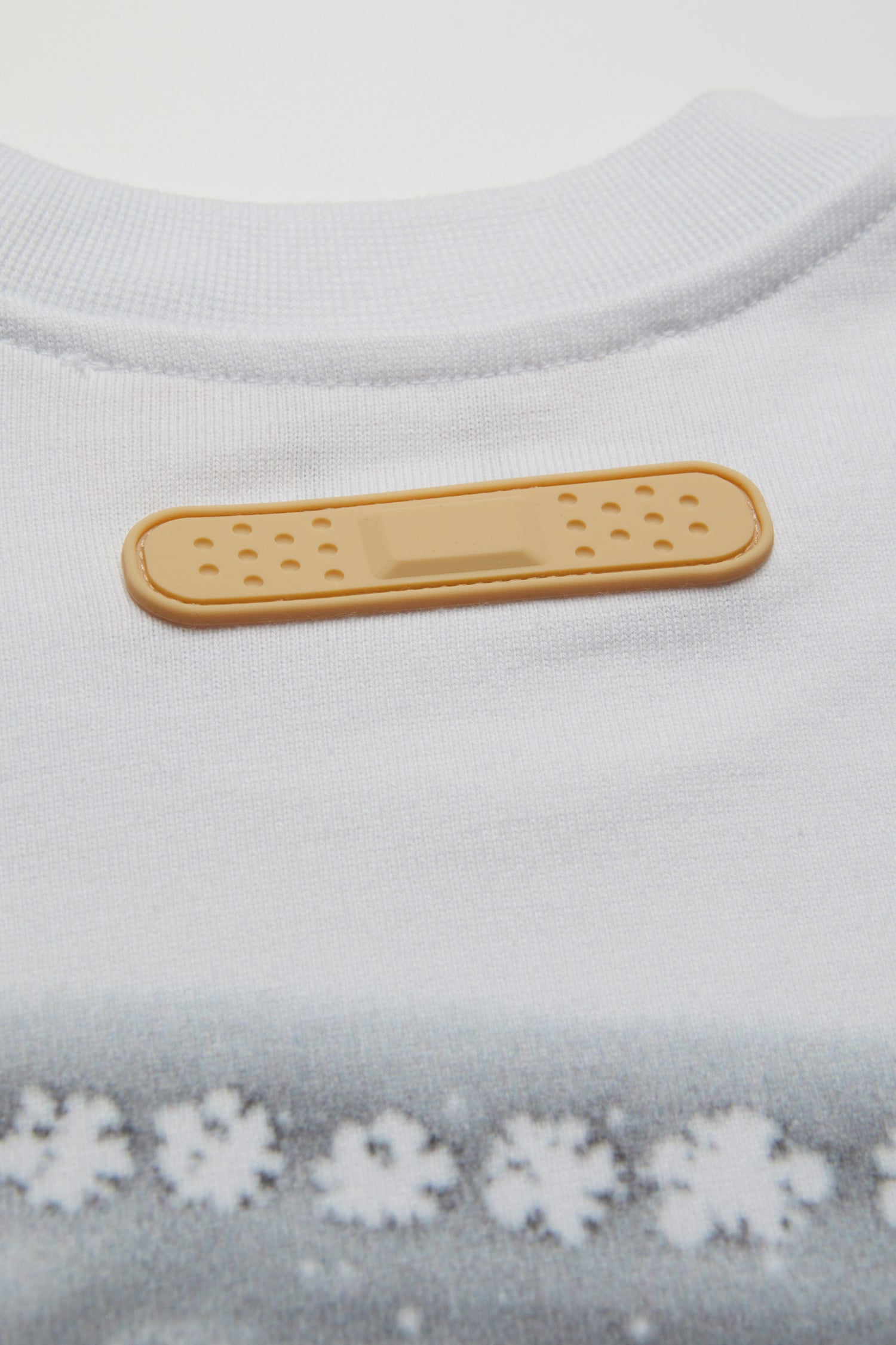 THE NEW BOY GUN T-SHIRT // WHITE