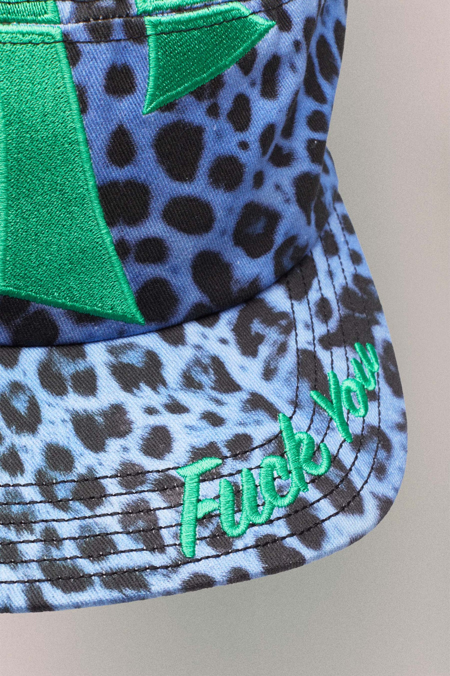 PILLBOX HAT FY // BLUE