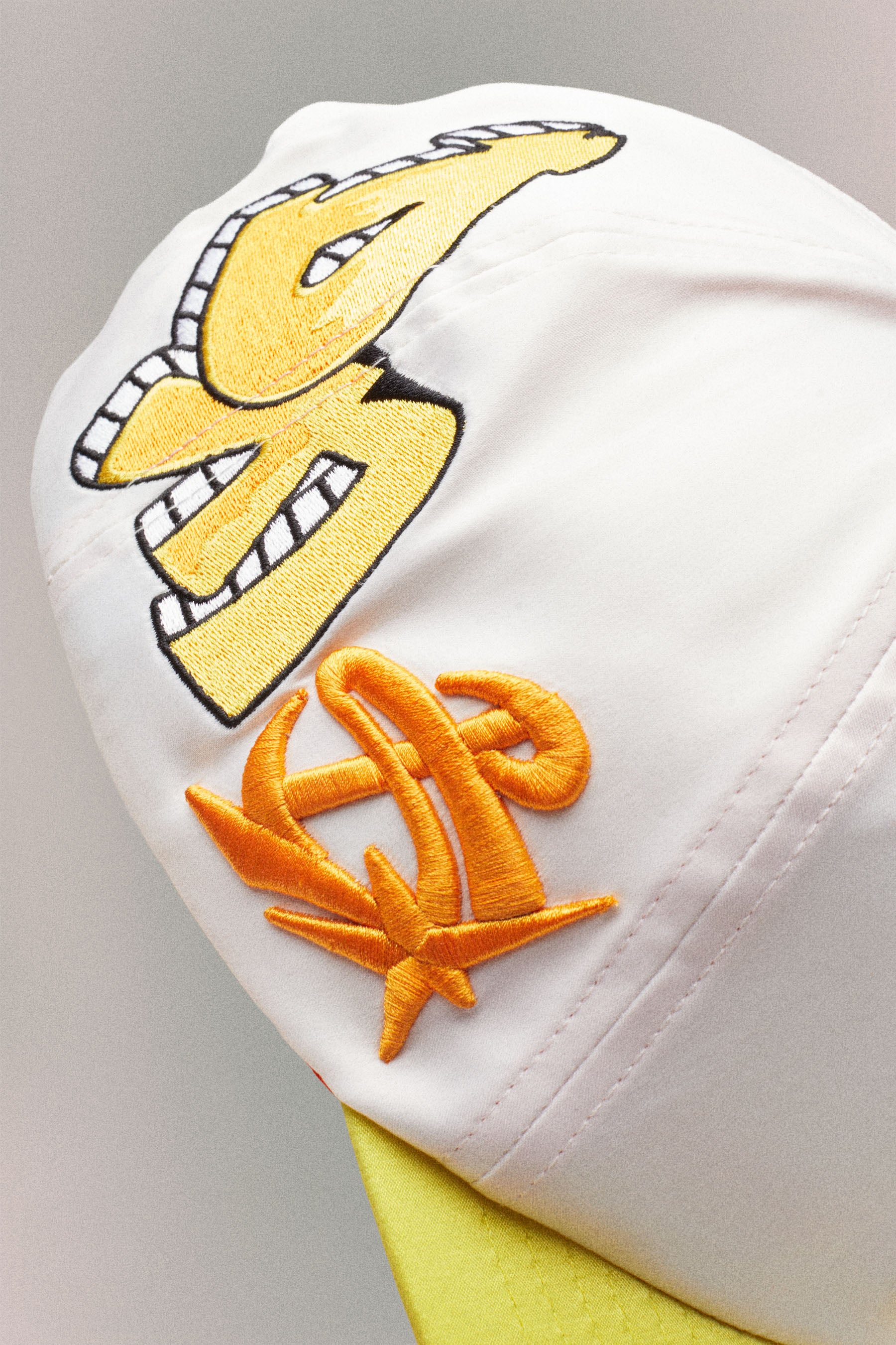 PROGETTO HAT // WHITE & YELLOW – PDF CHANNEL