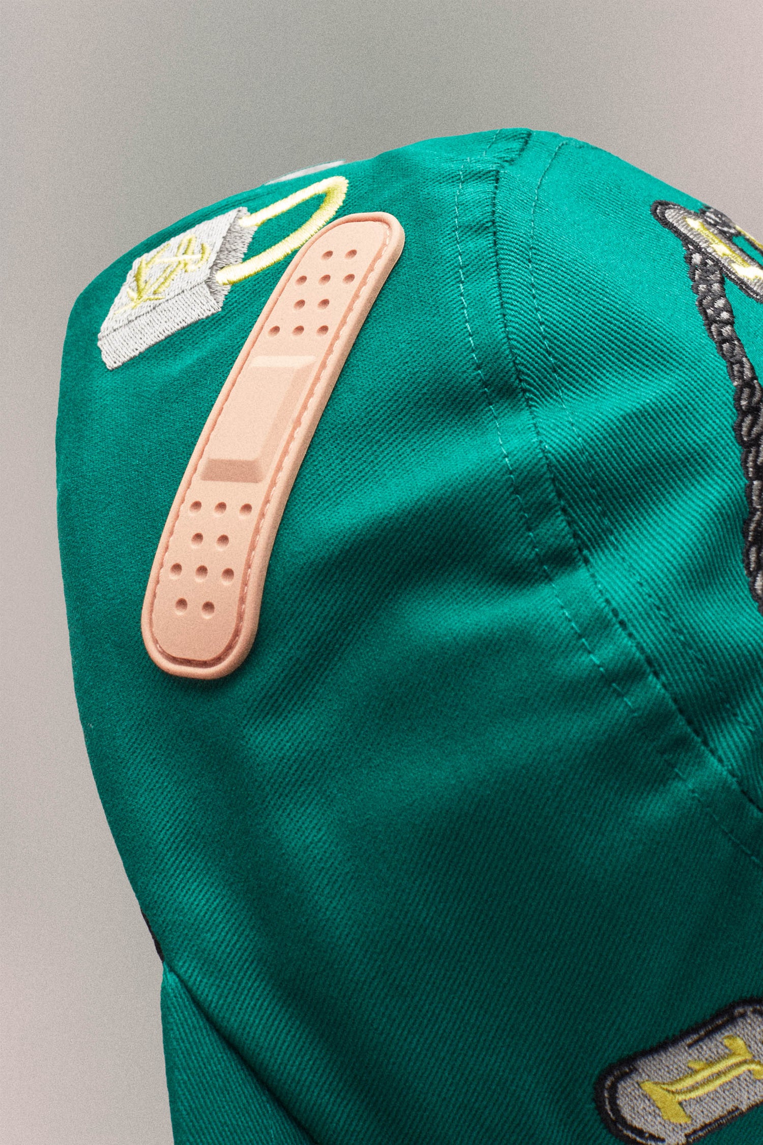 PILLBOX HAT LEGEND // GREEN